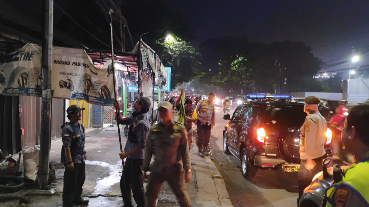 Tiga Pilar Gelar Pengamanan Penertiban Atribut Ormas dan LSM Dalam Rangka Operasi Berantas Jaya 2025