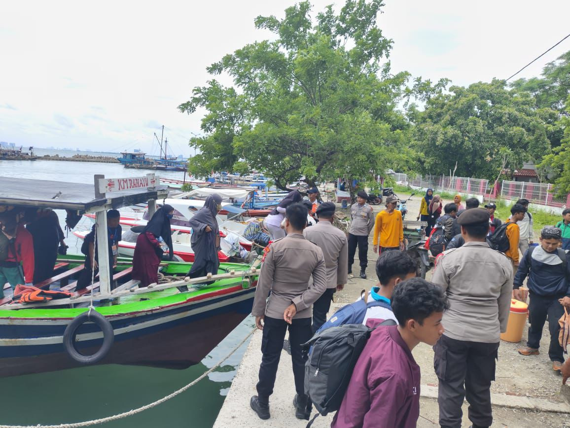 Polsek Kepulauan Seribu Selatan Tingkatkan Pengamanan Dermaga di Pulau Payung Jelang Libur Nataru