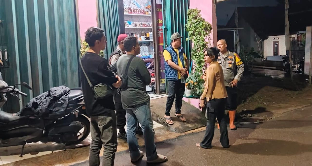 Polsek Jatisampurna Gelar Patroli Malam, Wilayah Aman dan Kondusif