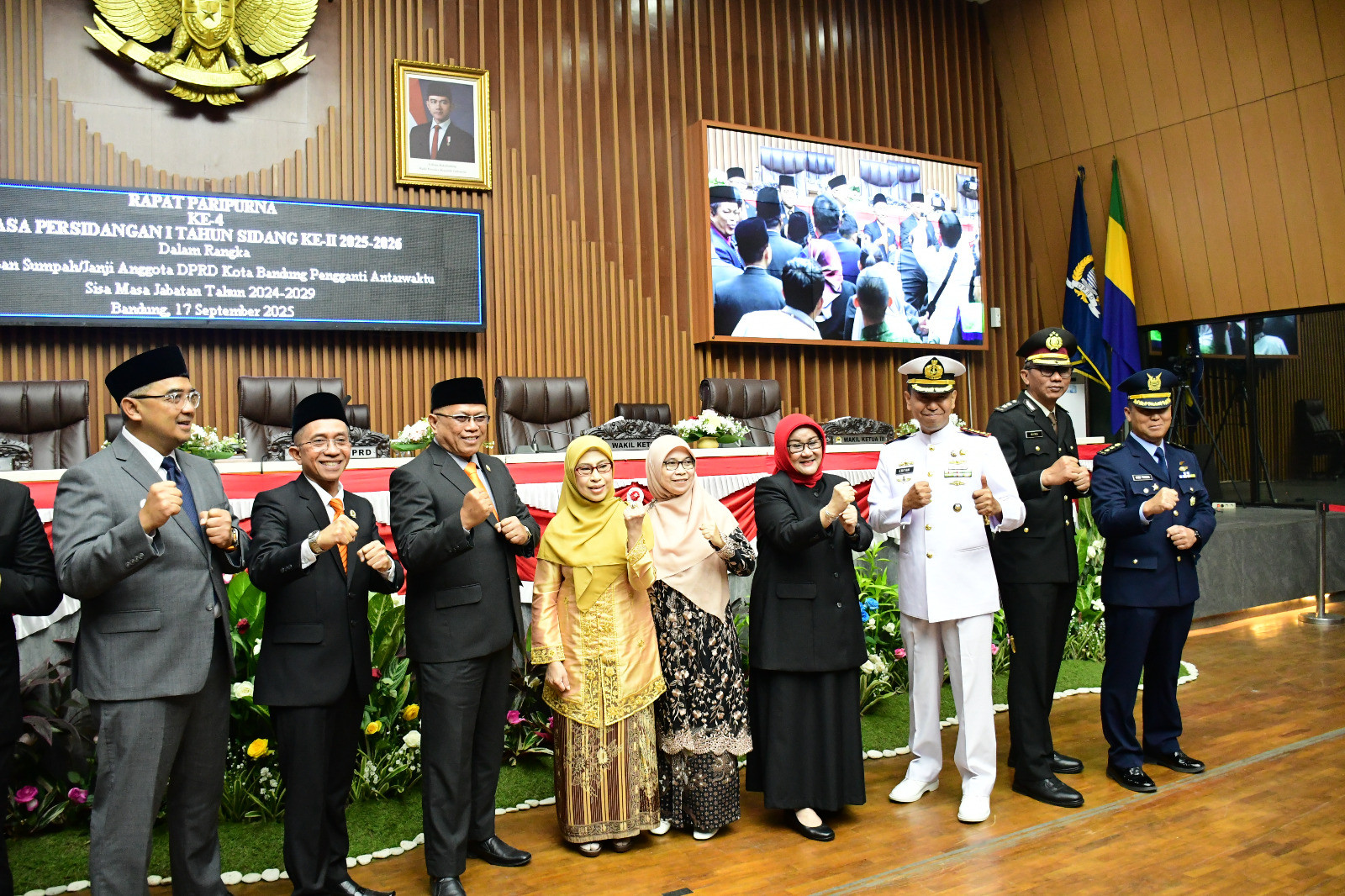 Komandan Lanal Bandung Hadiri Rapat Paripurna Pengucapan Sumpah/Janji Anggota DPRD Kota Bandung Masa Jabatan Tahun 2024-2029