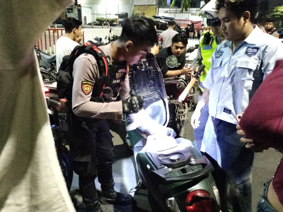 Kapolres Metro Jakarta Utara Pimpin Patroli KRYD Malam Takbiran, Dua Pengguna Narkoba Diamankan