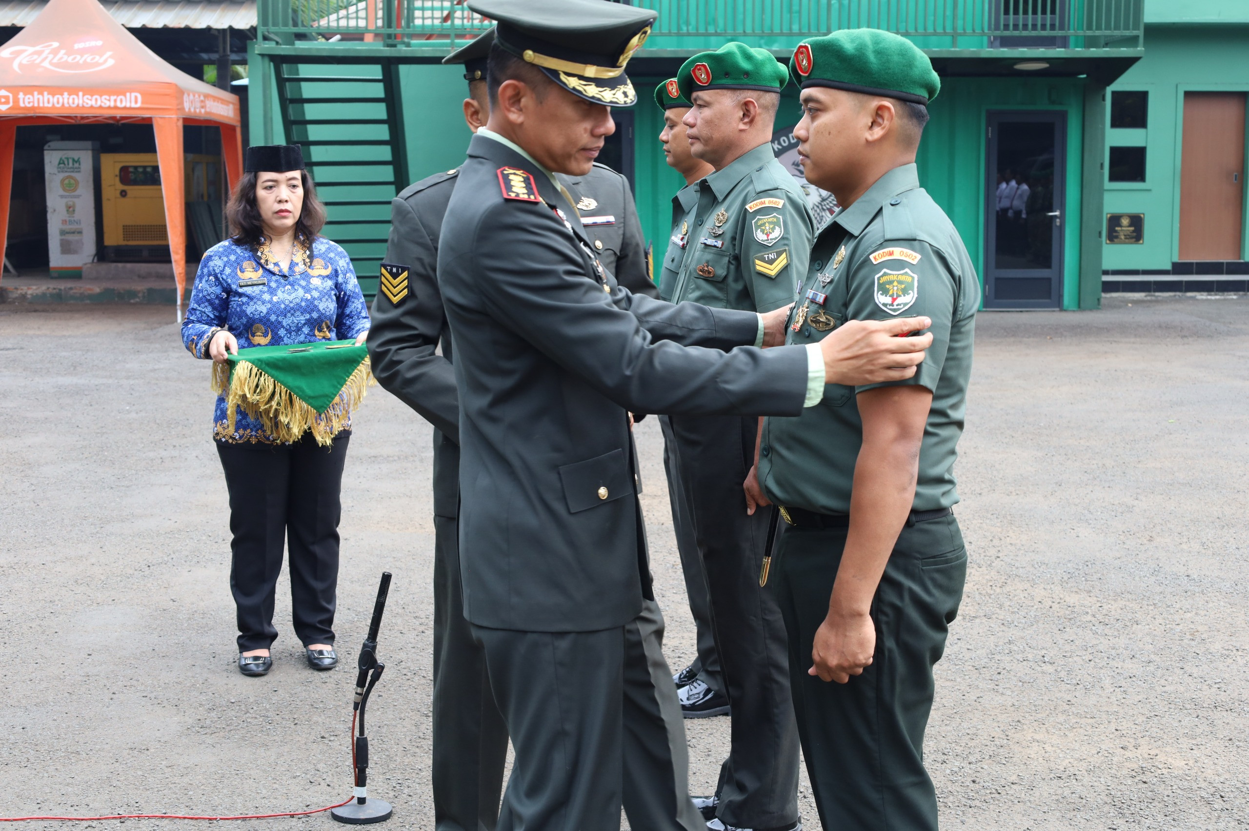 Dandim 0502/Jakarta Utara Pimpin Upacara Kesaktian Pancasila 2026 dan Kenaikan Pangkat Personel
