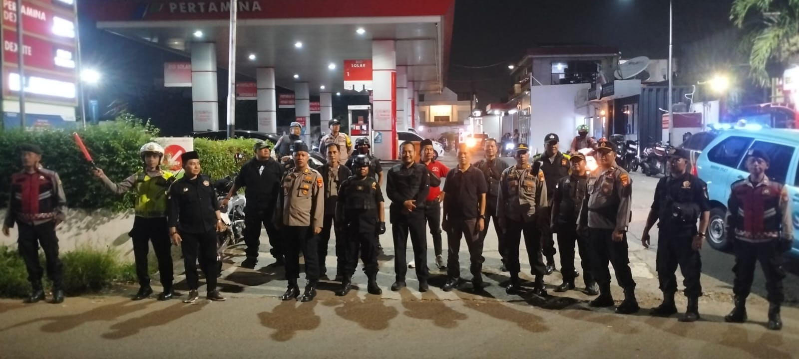 Patroli Skala Besar Polsek Bekasi Barat Berikan Rasa Aman bagi Masyarakat