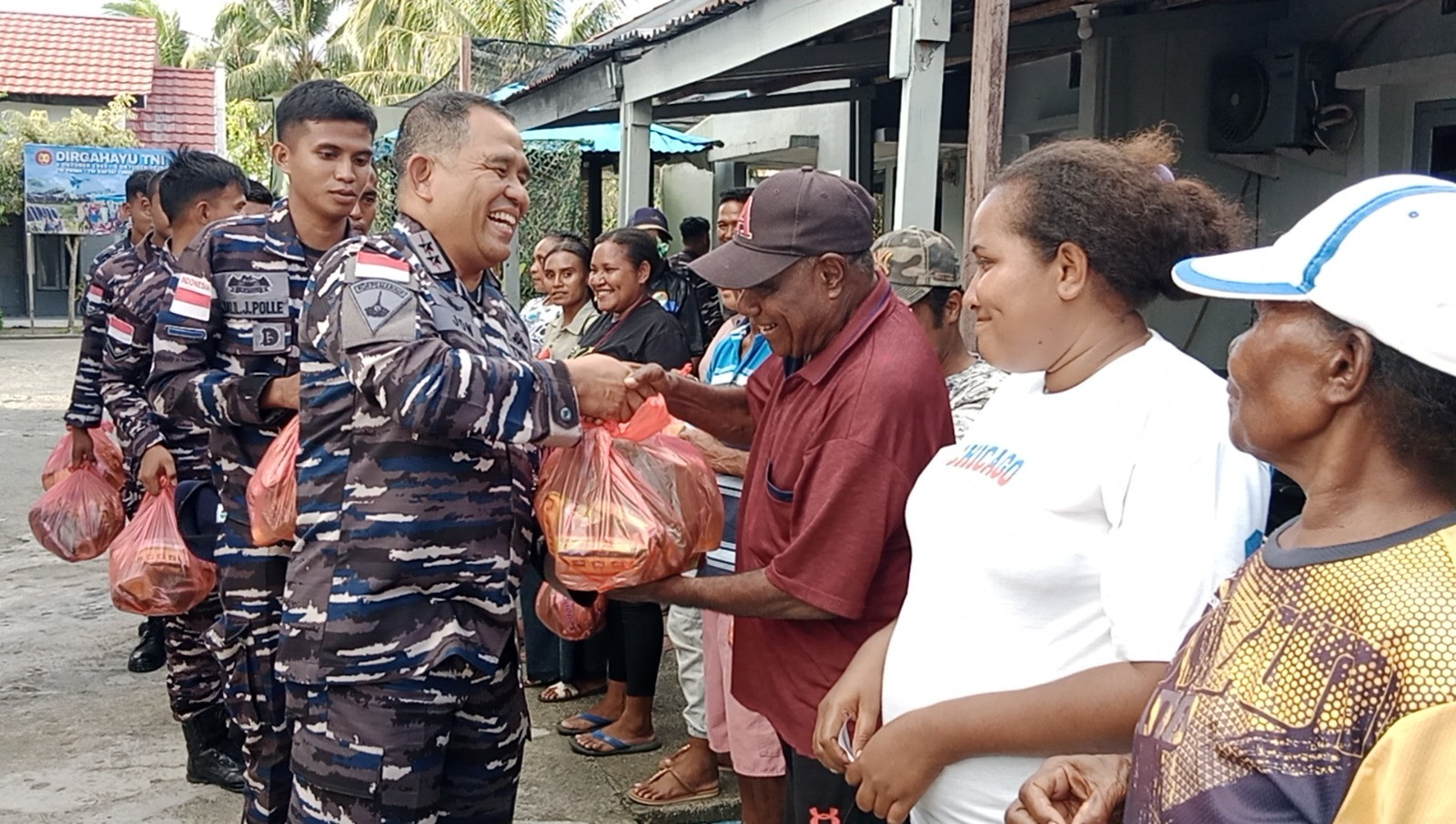 Cahaya Semangat Dari Timur, Dankodaeral X Tinjau Lanal Nabire Menyapa Prajurit dan Merangkul Masyarakat Papua