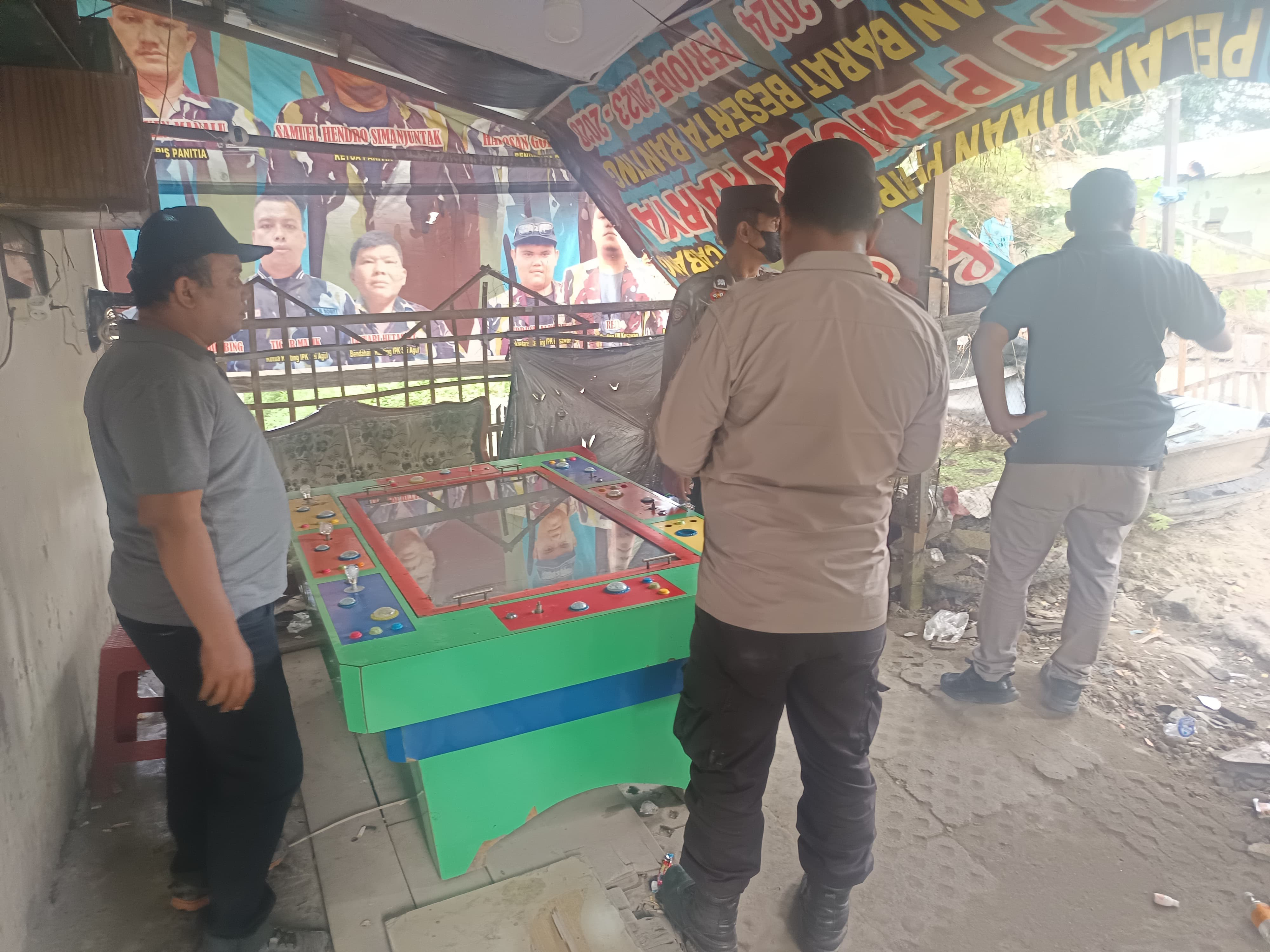 Polsek Medan Barat Gercep Amankan Satu Unit Judi  Mesin Tembak Ikan di Asrama Kobek