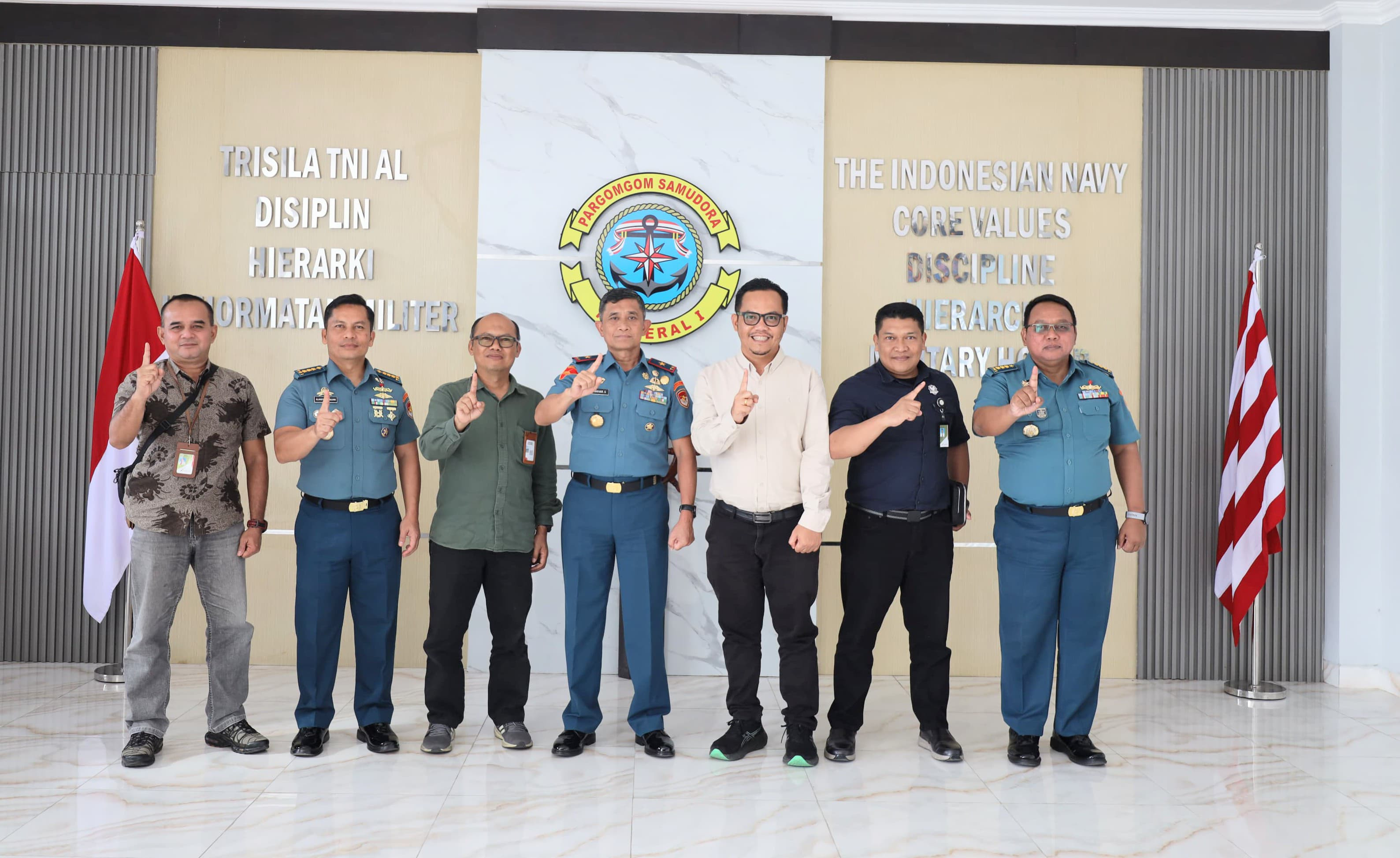 Wadan Kodaeral I Terima Courtesy Call Dari Manager Pertamina