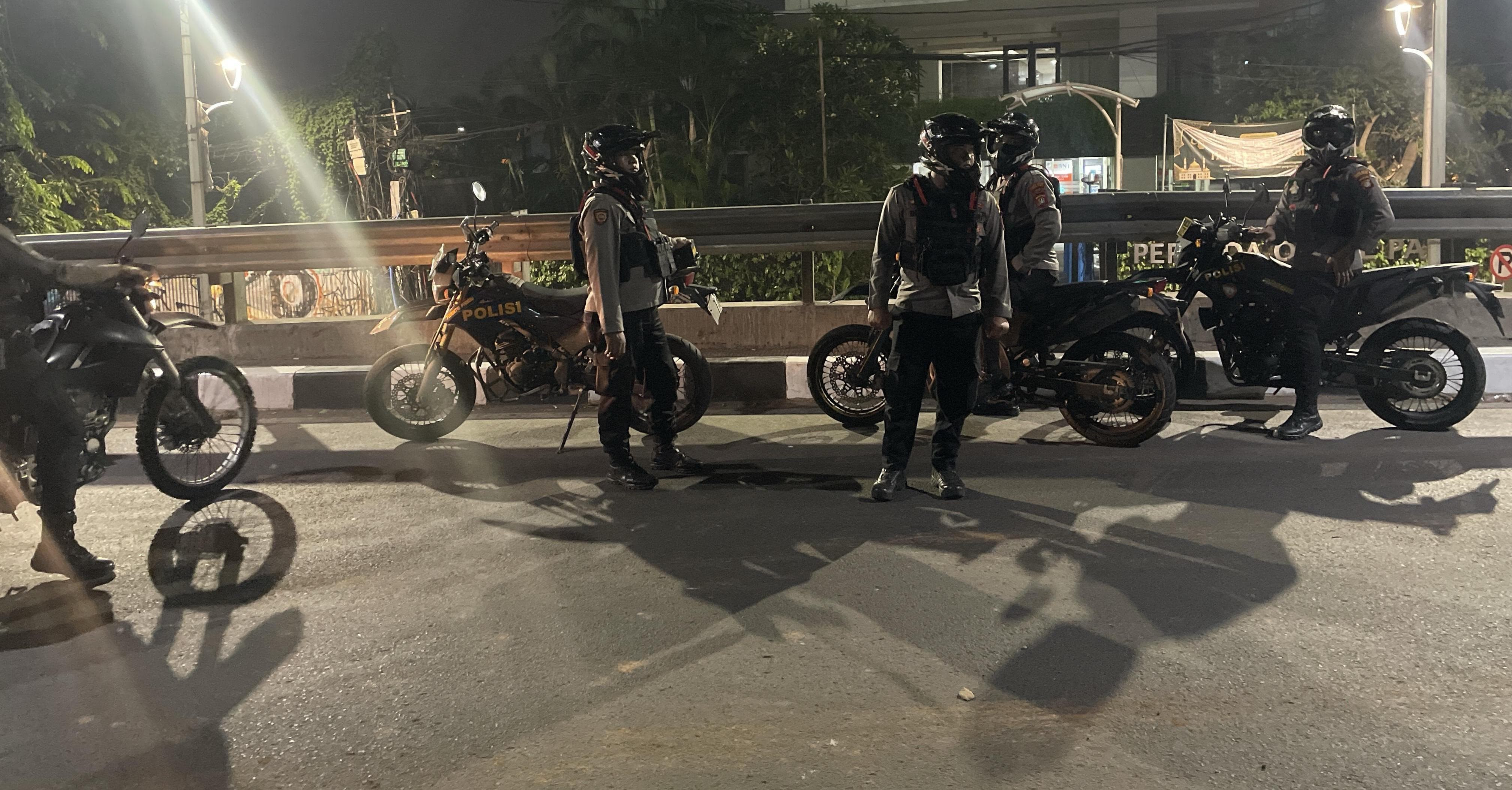 Tim Perintis Presisi Polres Bekasi Kota Patroli Subuh Sisir Koridor Summarecon hingga Harapan Indah