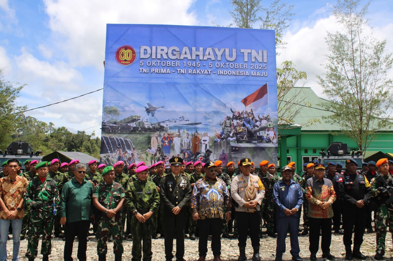 Kodim 1715/Yahukimo dan Satgas-Satgas TNI di Wilayah Yahukimo Gelar Upacara HUT Ke-80 TNI