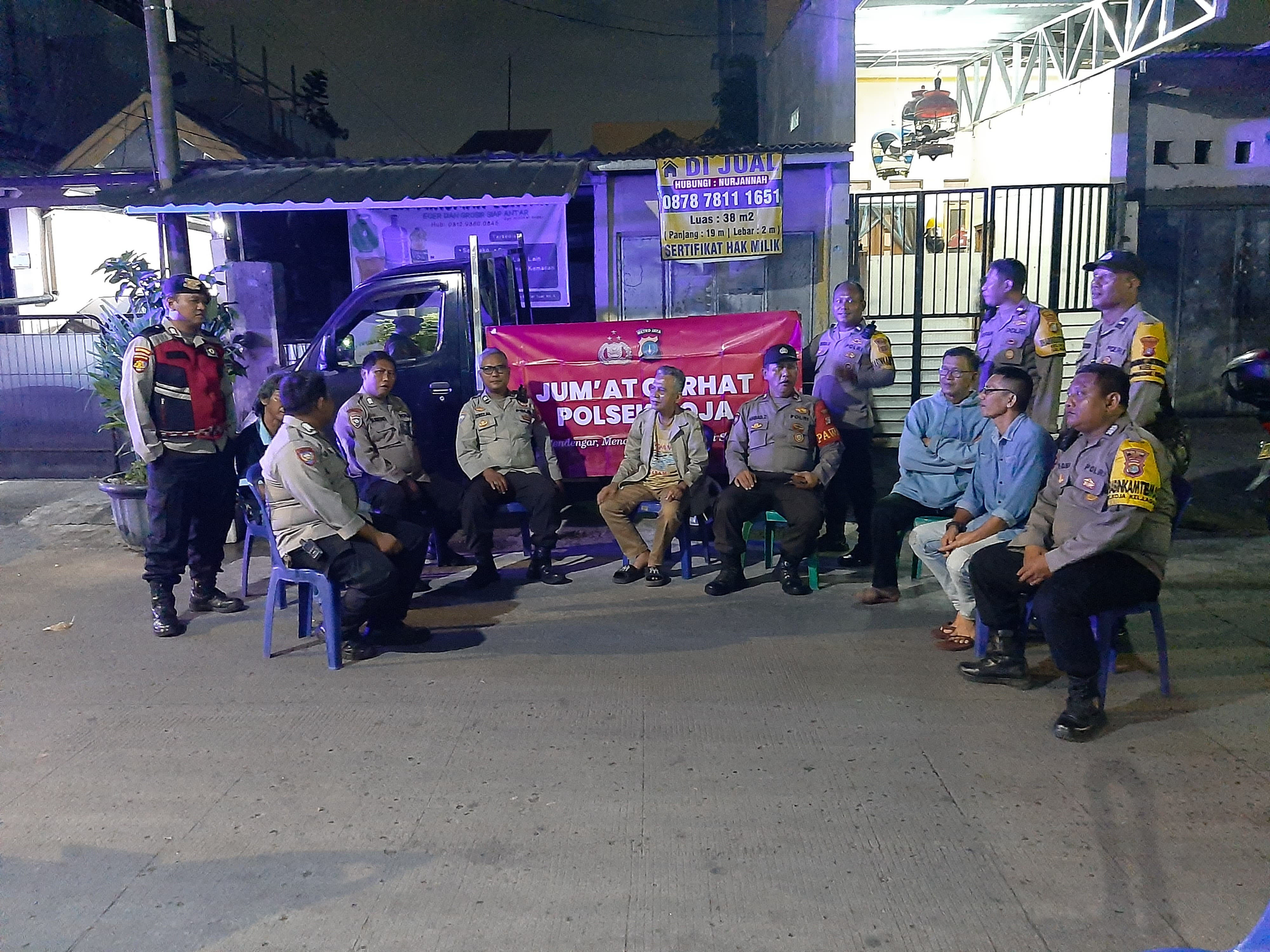 Polsek Koja Gelar "Jum’at Curhat" Bersama Warga Tugu Utara untuk Jaga Kondusifitas Wilayah