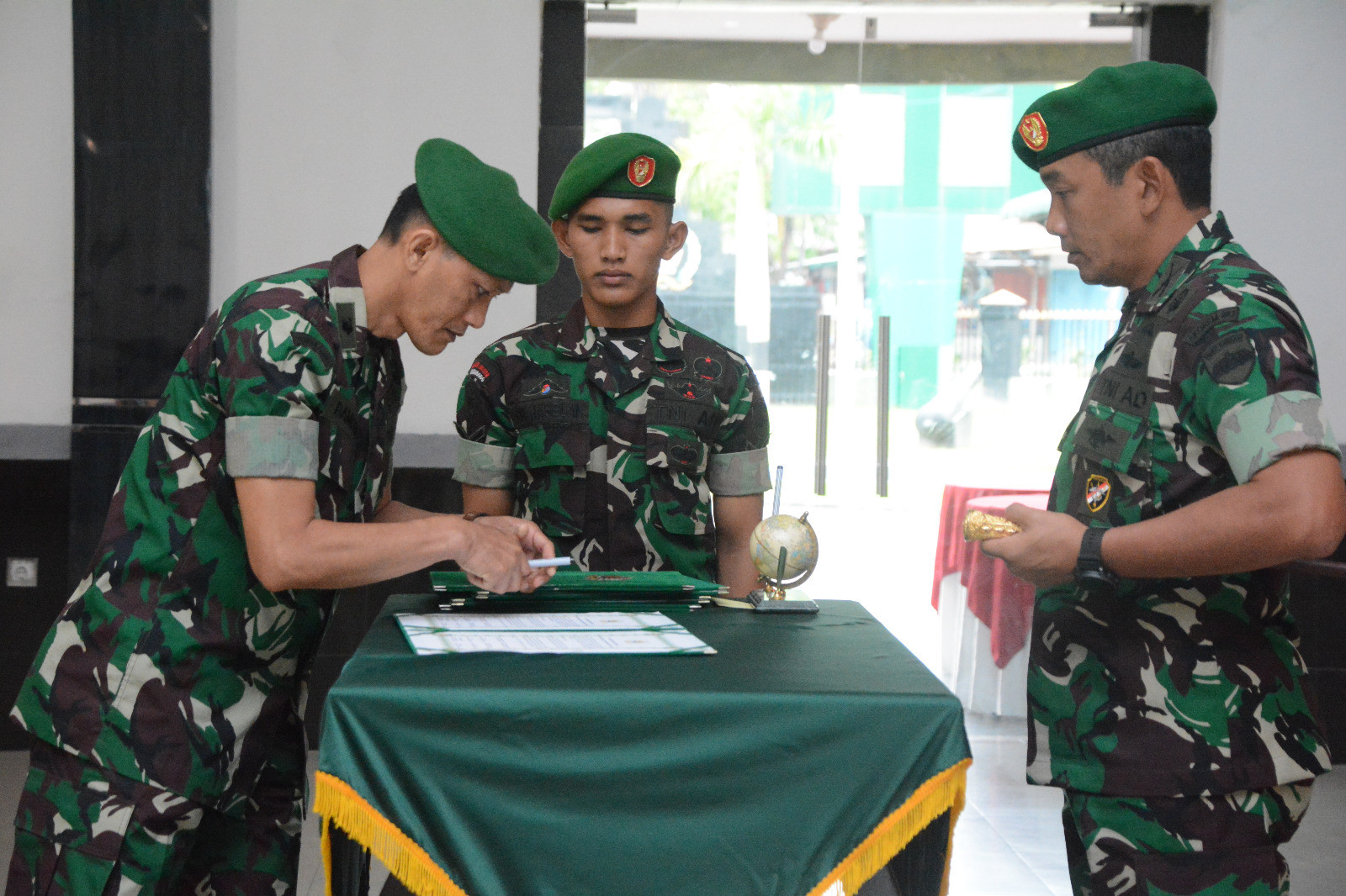 Danrem 023/KS Pimpin Serah Terima jabatan dan Tradisi Korps