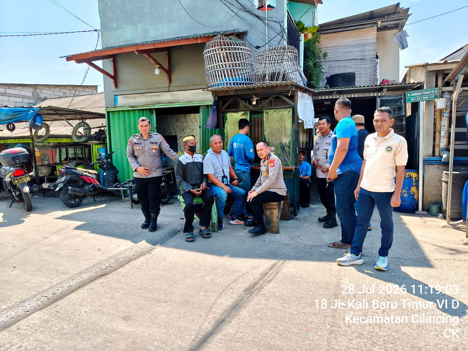 Cegah Tawuran Remaja di Kalibaru, Polsek Cilincing Jakarta On The Spot : Ajak Warga Perkuat Pengawasan
