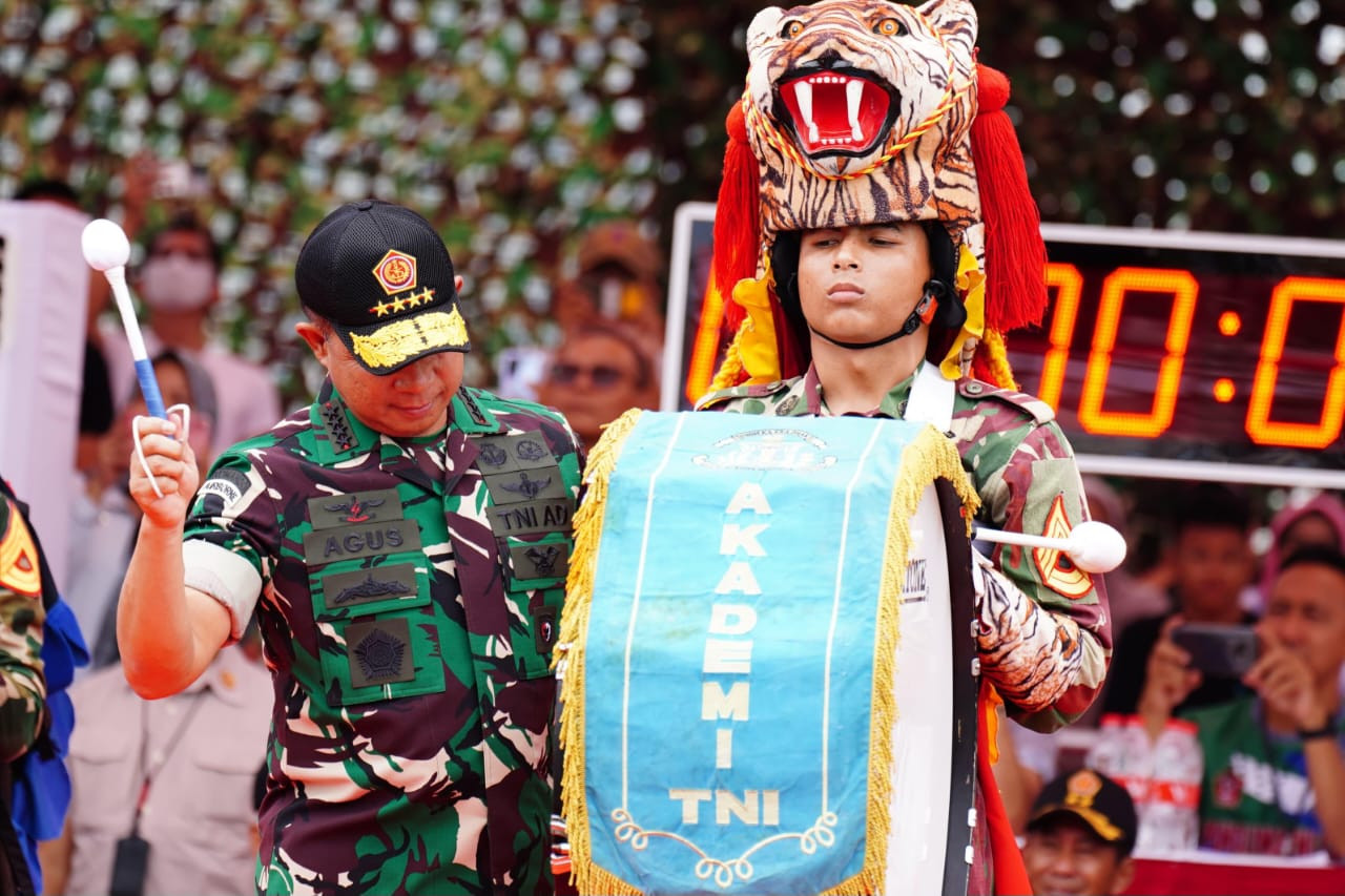 Panglima TNI Buka Militernya Drumcorps Competition di Monas Jakarta Pusat