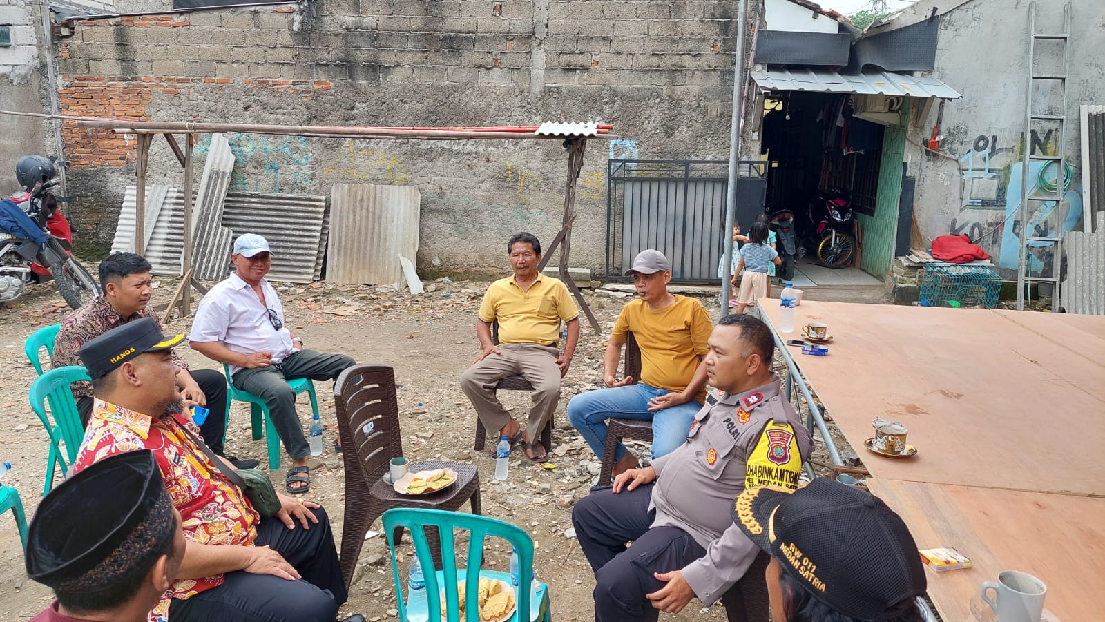 Bhabinkamtibmas Medansatria Gencarkan DDS, Warga Pondok Ungu Merasa Lebih Aman