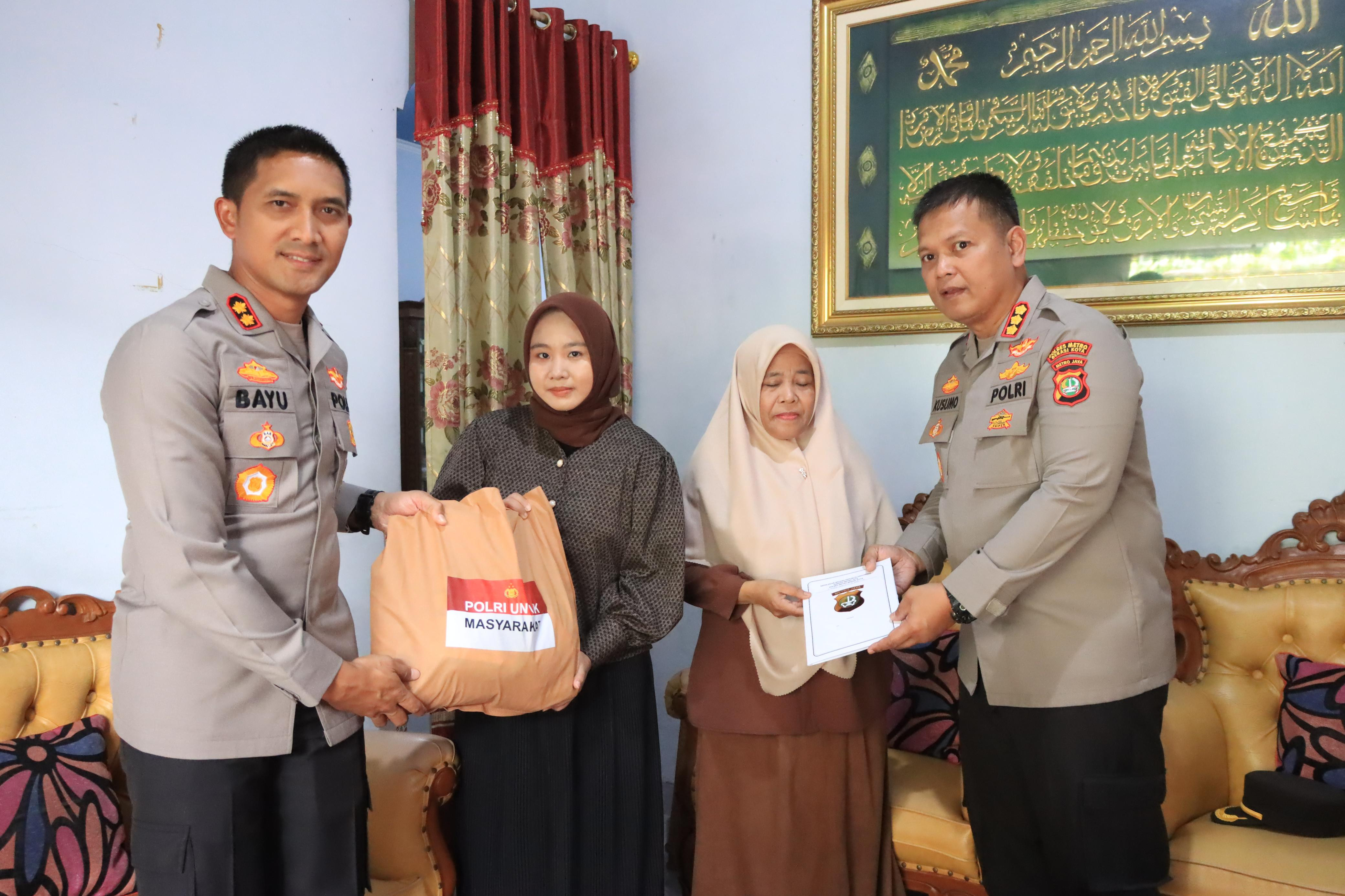 Anjangsana Kapolres Metro Bekasi Kota ke Keluarga Almarhum Aiptu Aceng Kurnaedi: Wujud Kepedulian di Momen HUT Bhayangkara ke-79