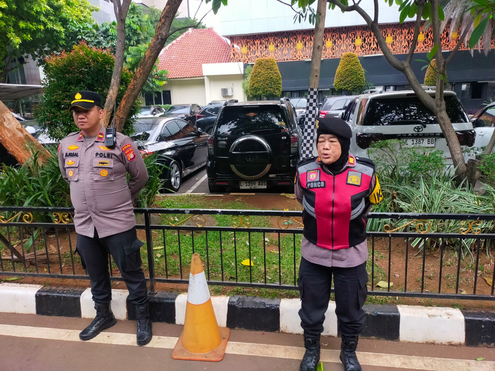 Patroli Sore Polda Metro Jaya, Polisi Hadir Beri Rasa Aman untuk Warga