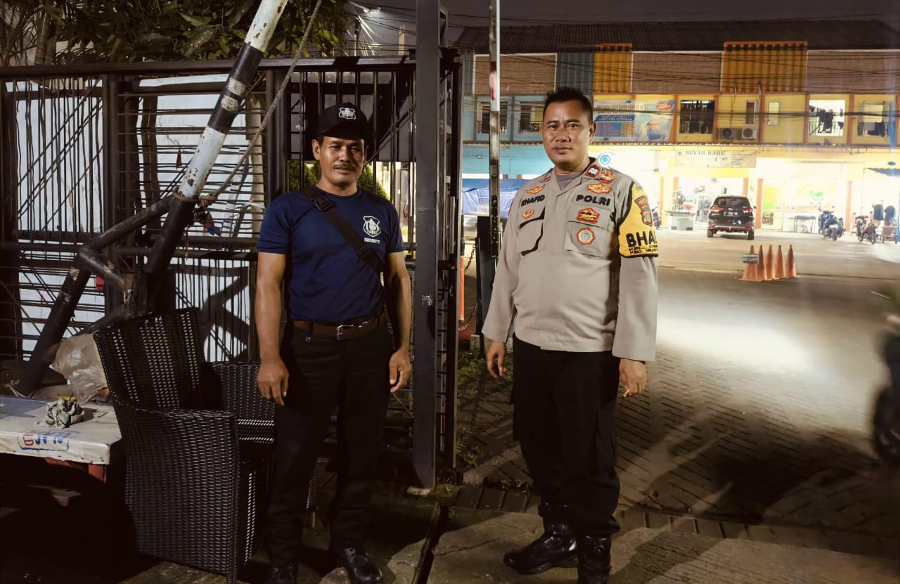 Patroli Malam di Permata Wisata, Binmas Bantargebang Imbau Warga Waspada Curanmor
