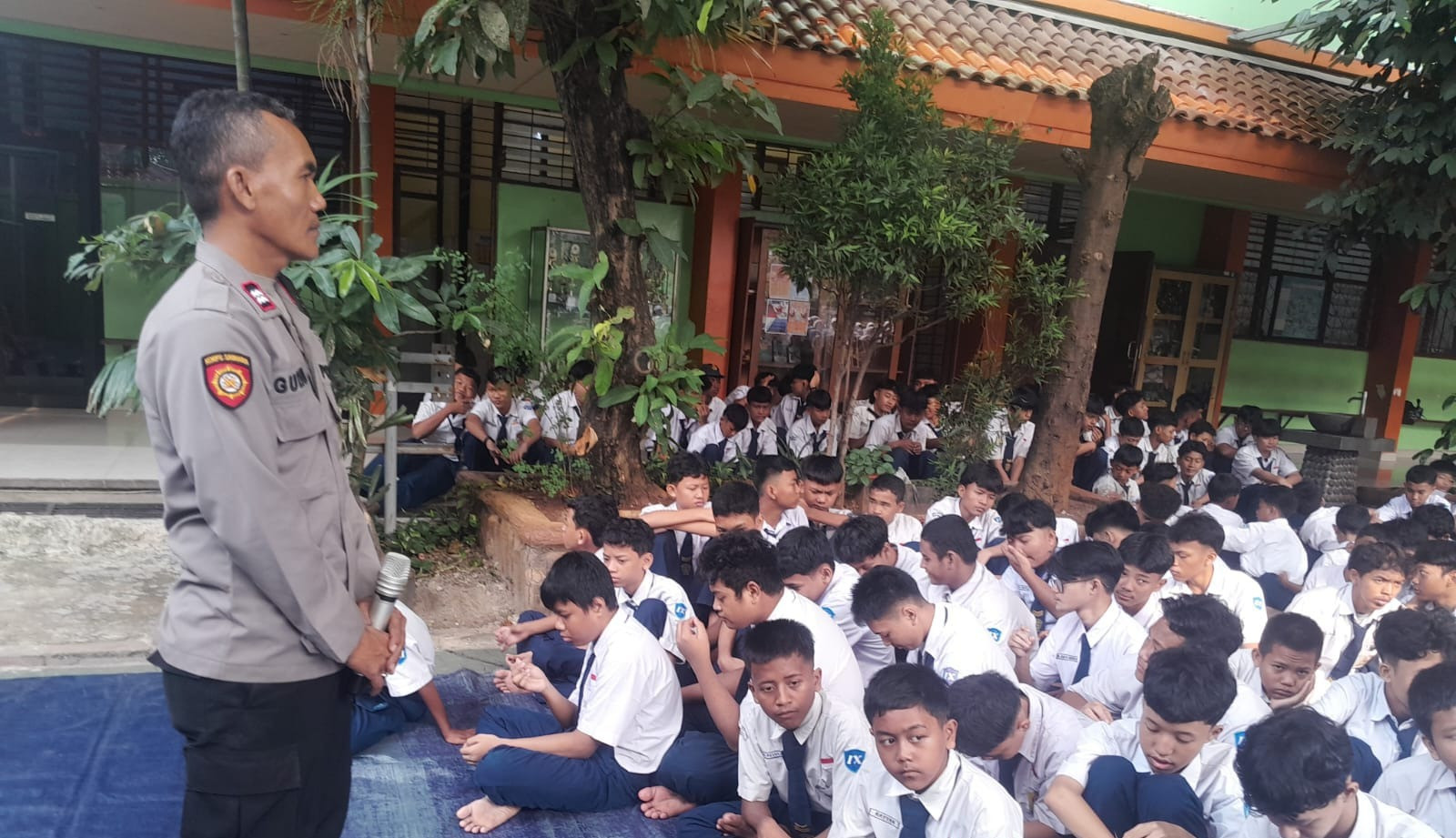 Polsek Pademangan Gelar Police Go to School, Edukasi Bahaya Narkoba dan Kenakalan Remaja