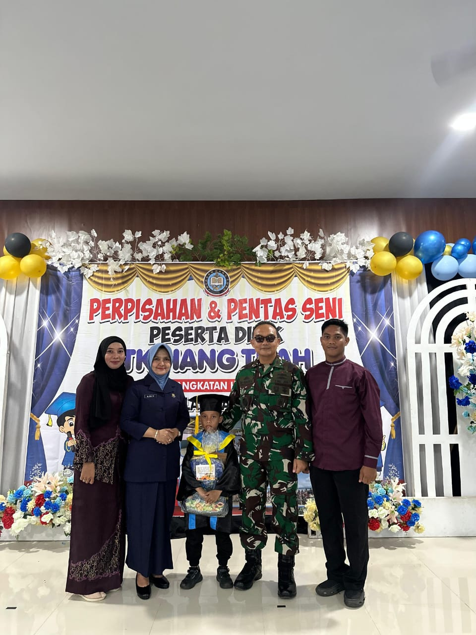 Pentas Seni Siswa/i TK Hang Tuah Warnai Acara Pelepasan dan Perpisahan Anak Didik