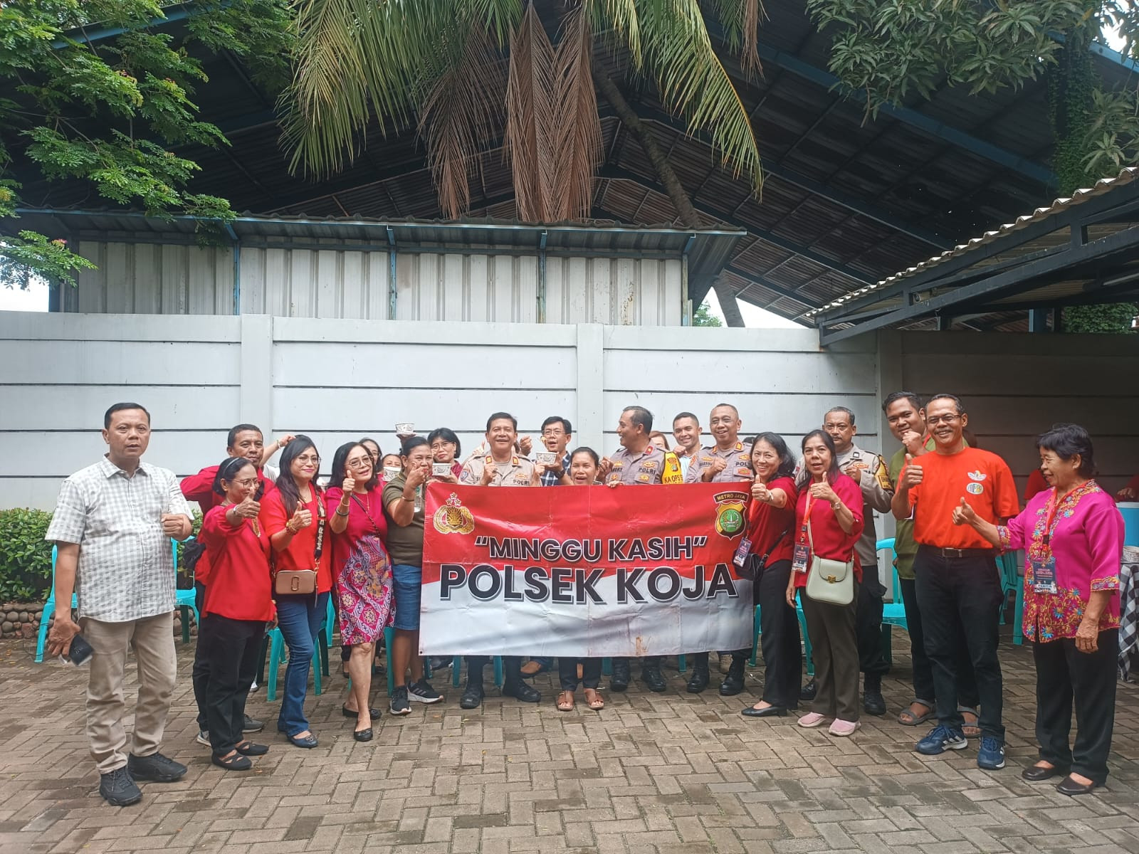 Polsek Koja Gelar Kegiatan “Minggu Kasih” di Gereja Salib Suci, Wujud Nyata Kepedulian Polri Kepada Masyarakat