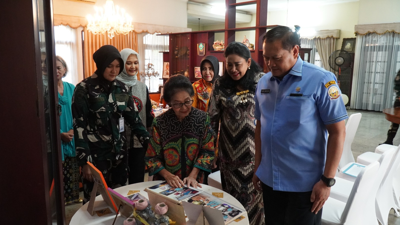 Anjangsana Ketua Umum PPAL dan Ketua PIPAL ke Kediaman Ketua HW ALRI Perkuat Silaturahmi dan Sinergi Organisasi