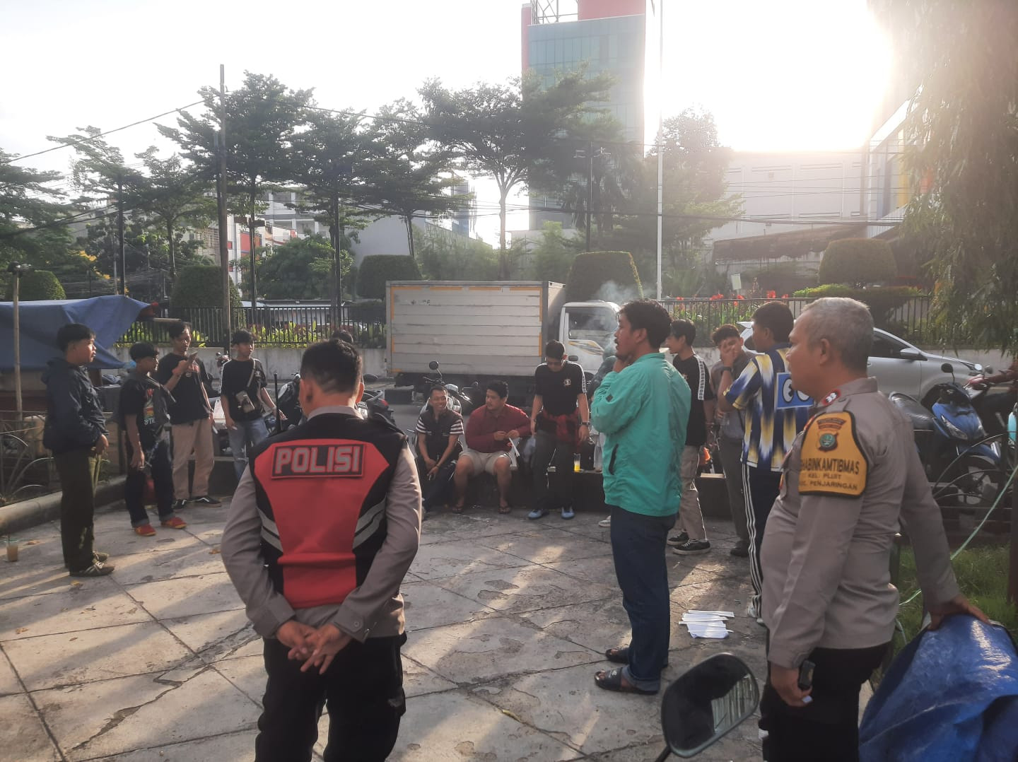 Keberangkatan Jakmania dari Penjaringan Dipantau, Polisi Pastikan Berjalan Aman dan Tertib