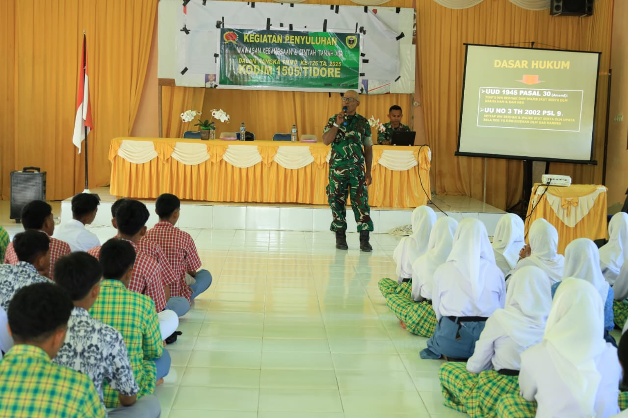 Wujudkan Generasi Muda Berkarakter, Satgas TMMD Kodim 1505/Tidore Berikan Wawasan Kebangsaan Kepada Pelajar SMA
