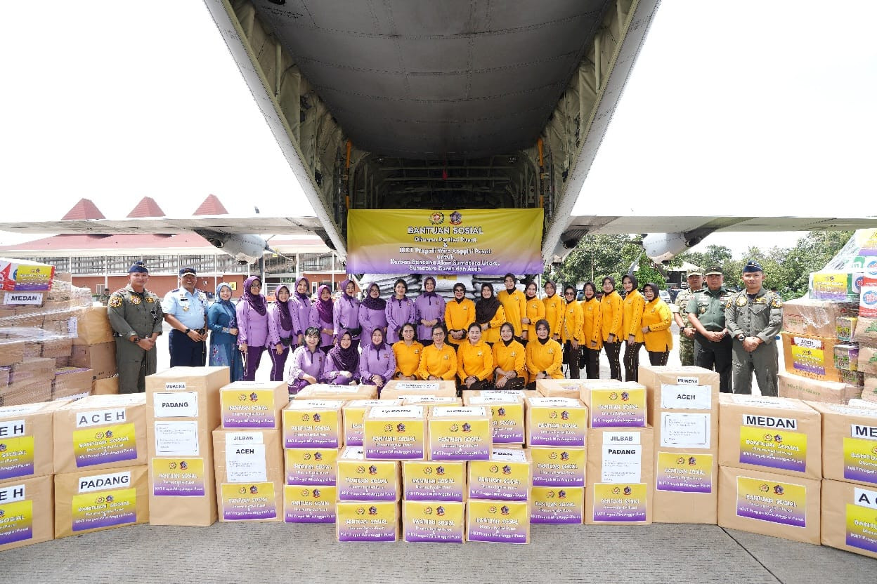 Dharma Pertiwi Pusat dan IKKT Pragati Wira Anggini Pusat Kirim Bantuan Sosial Untuk Masyarakat Terdampak Bencana di Sumatera