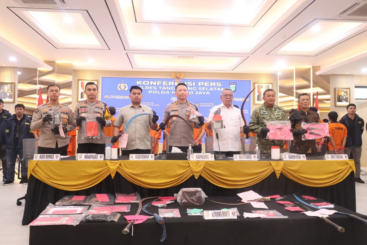 Kapolres Tangsel : Siskamling Terpadu Efektif dalam upaya mencegah Kejahatan dan membantu  Kepolisian mengamankan pelaku kejahatan (Preventif Strike)