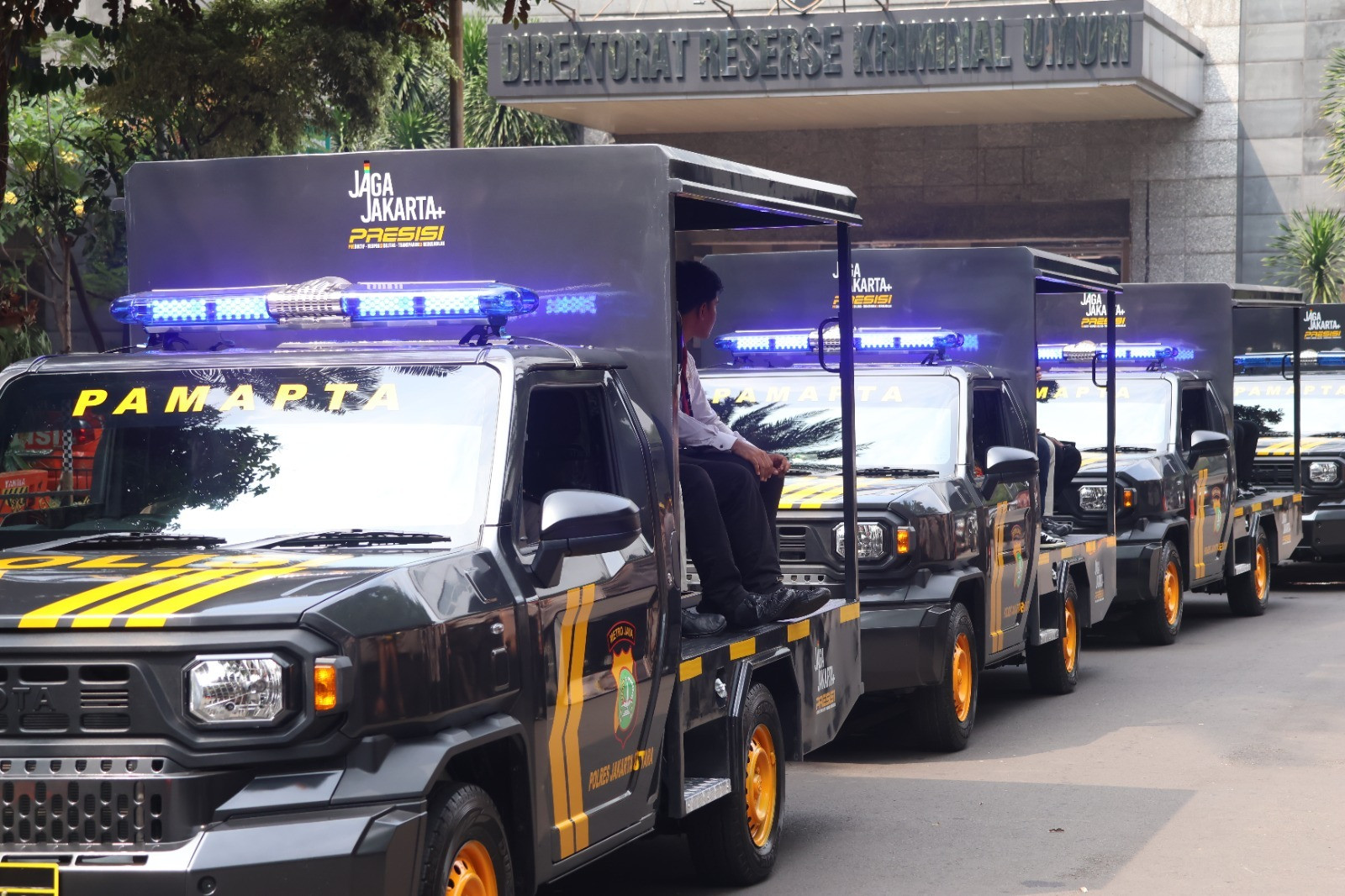 Kapolda Metro Jaya Dorong Polisi Lebih Siaga Layani Warga Lewat Mobil Pamapta