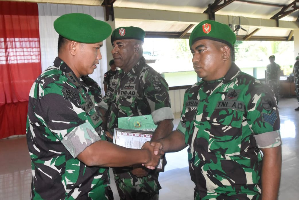 Dandim 1710/Mimika Pimpin Acara Tradisi Korps Pindah Satuan, Masuk Satuan dan Purna Tugas Personel Kodim 1710/Mimika