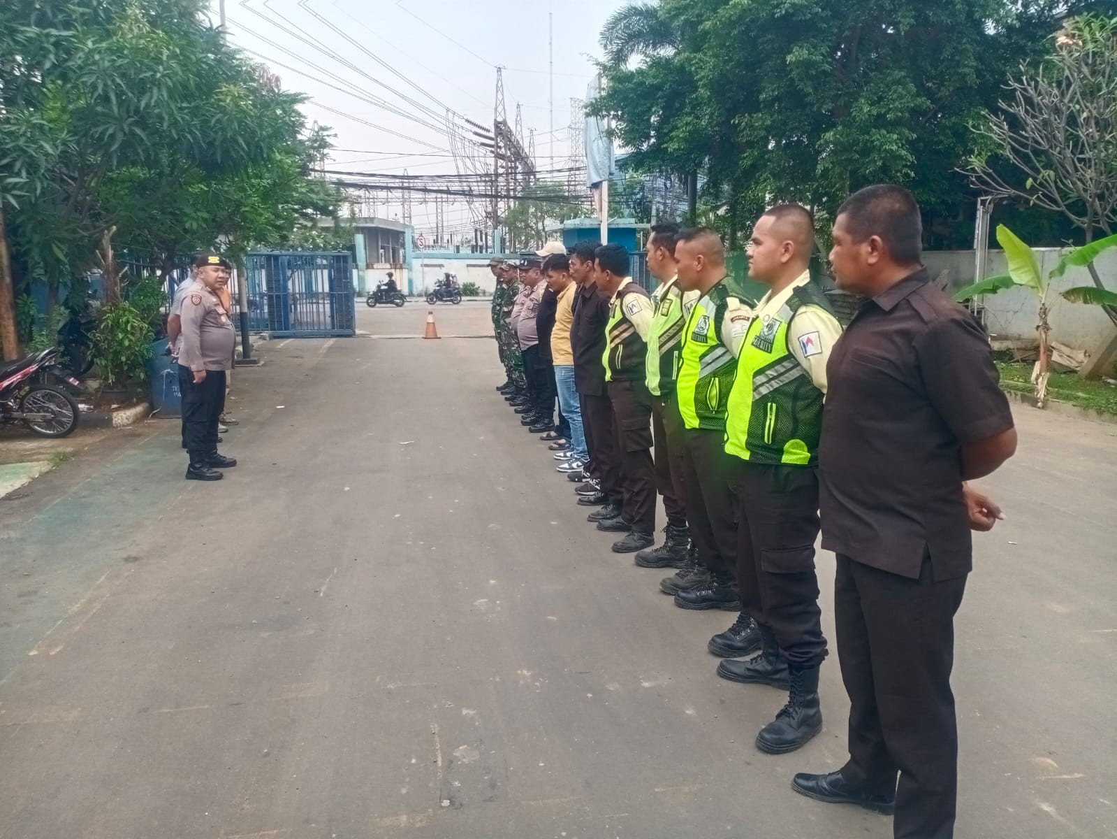 Polisi Siaga, Amankan Rencana Aksi Aliansi Pemuda dan Mahasiswa Pemerhati Lingkungan di Koja