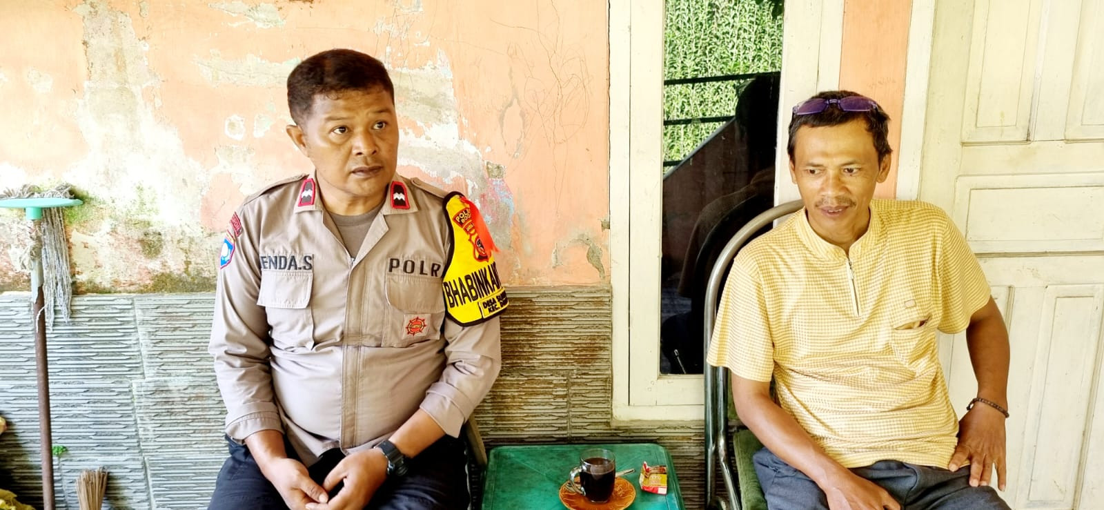 Bhabinkamtibmas Polsek Dramaga Laksanakan Giat Cooling System, Sambangi Warga dan Ajak Jaga Kamtibmas
