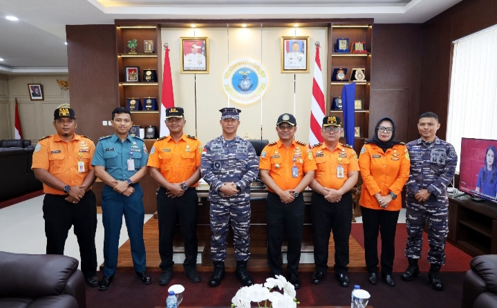 Perkuat Kerjasama dan Sinergi Dalam Operasi Kemanusiaan, Danlanal Dumai Sambut Kunjungan Kepala Kantor SAR Pekanbaru