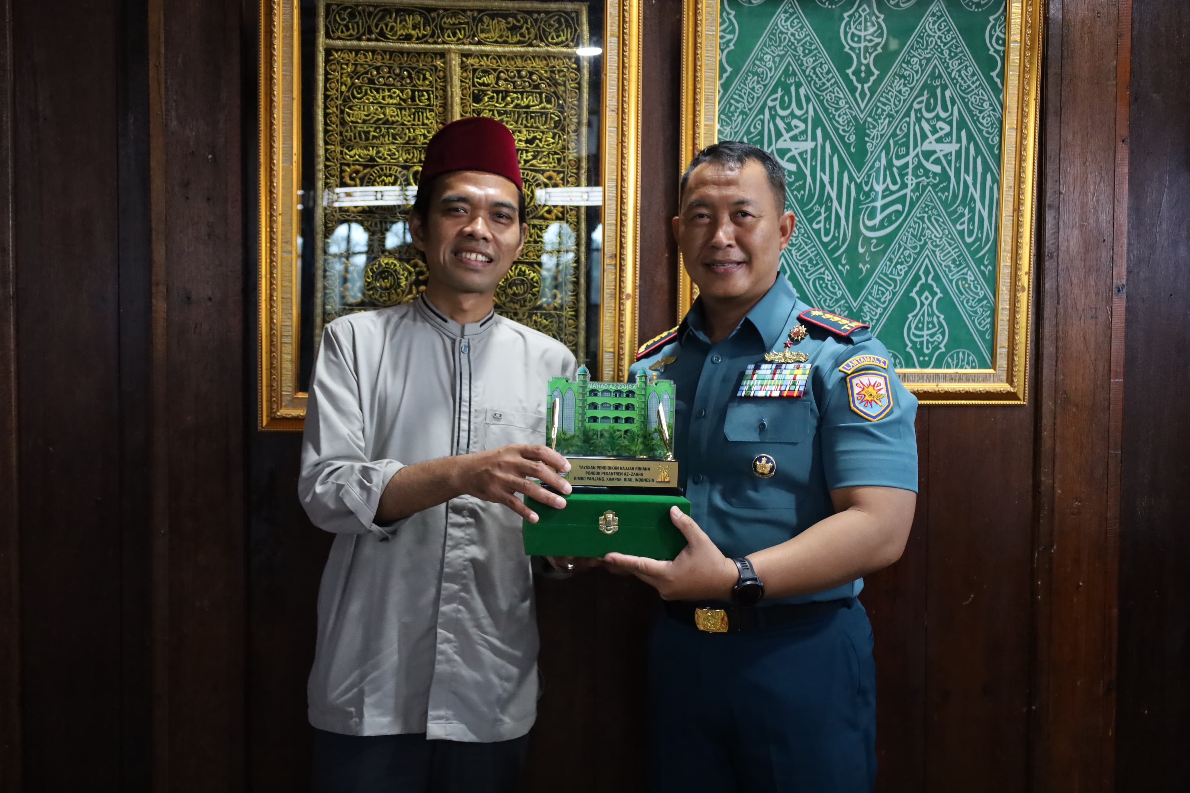 Wujudkan Sinergi Ulama dan TNI, Danlanal Dumai Kunjungi Pondok Pesantren Ustadz Abdul Somad