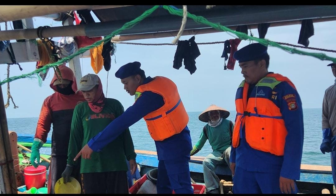 Satpolairud Polres Kepulauan Seribu Gelar Patroli Laut Antisipasi Kejahatan di Perairan