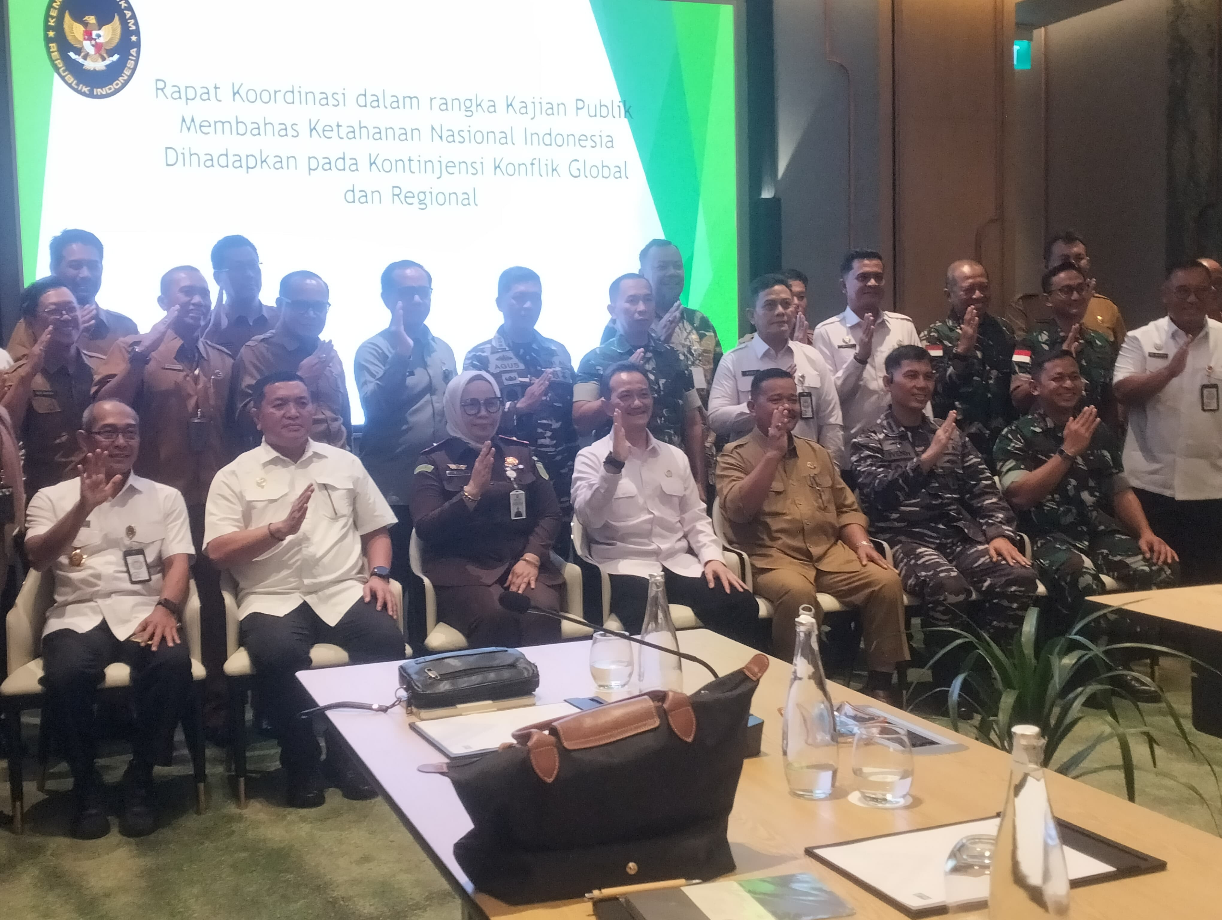 Danlanal Bintan Hadiri Rapat Koordinasi dan Analis Kesiapsiagaan Kepri Terhadap Dampak Dari Konflik Regional di Laut Natuna