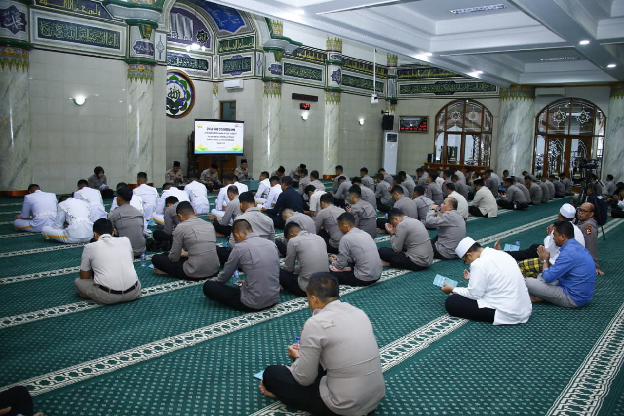 Polri Gelar Dzikir dan Doa Bersama Sambut Hari Bhayangkara ke-80