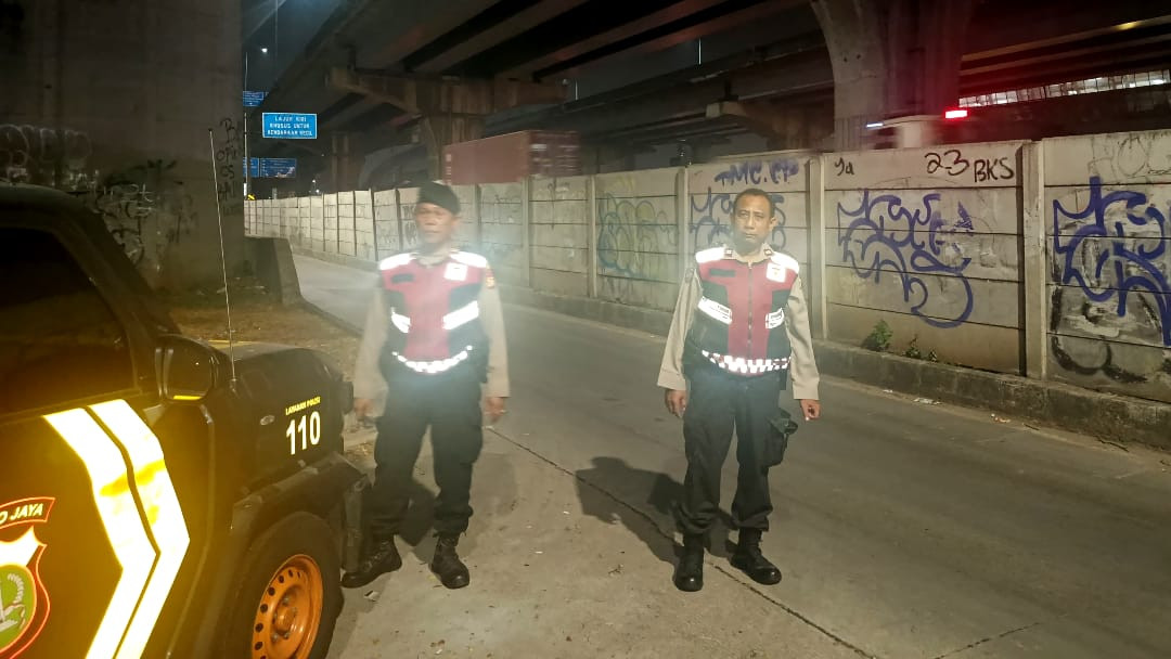 Jaga Jakarta On The Spot, Polsek Bekasi Selatan Perkuat Patroli Dini Hari Cegah Kejahatan Jalanan