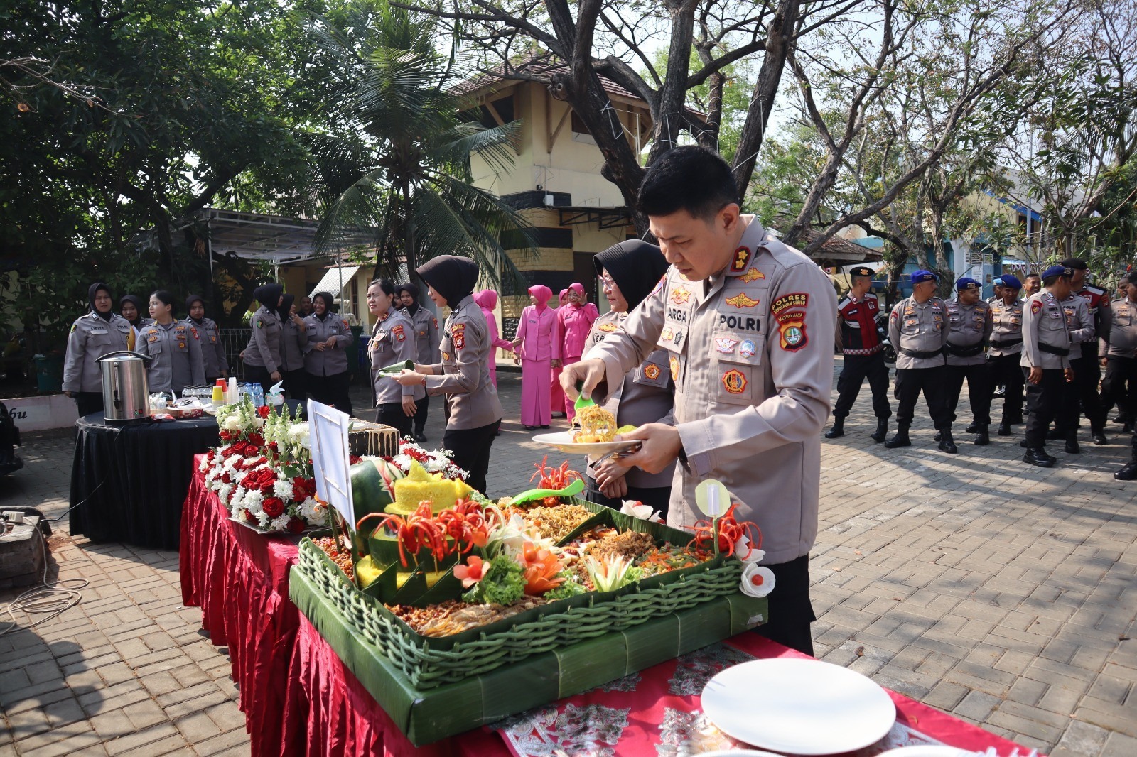 Polres Kepulauan Seribu Gelar Syukuran Hari Jadi Polwan ke-78 di Marina Ancol