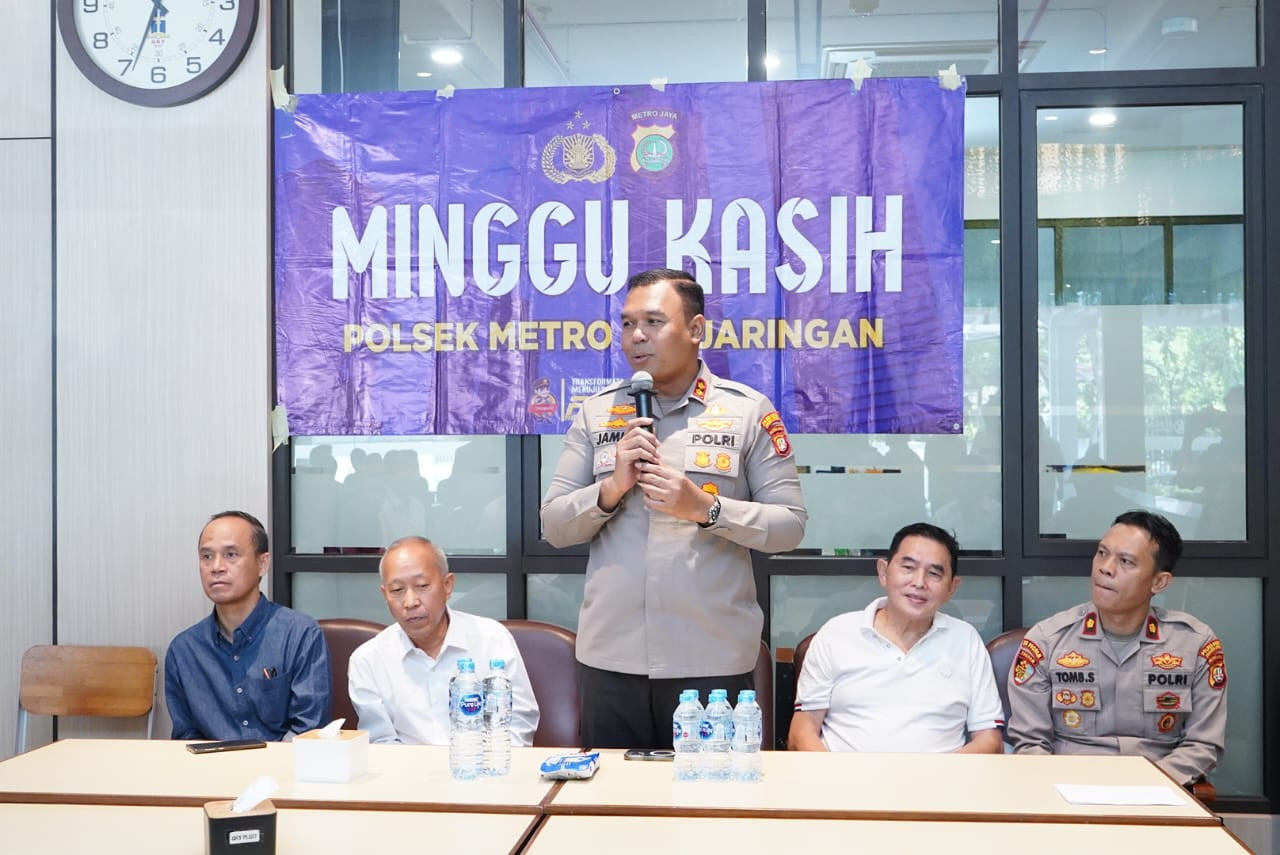 Wakapolres Metro Jakarta Utara Gelar Program Minggu Kasih di Gereja Kristus Yesus Pluit