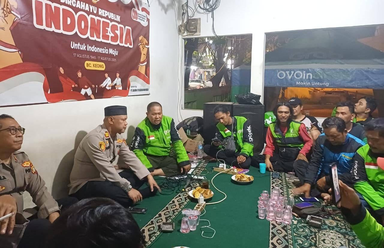 Silaturahmi Polsek Bekasi Barat dengan Komunitas Ojol Perkuat Kamtibmas
