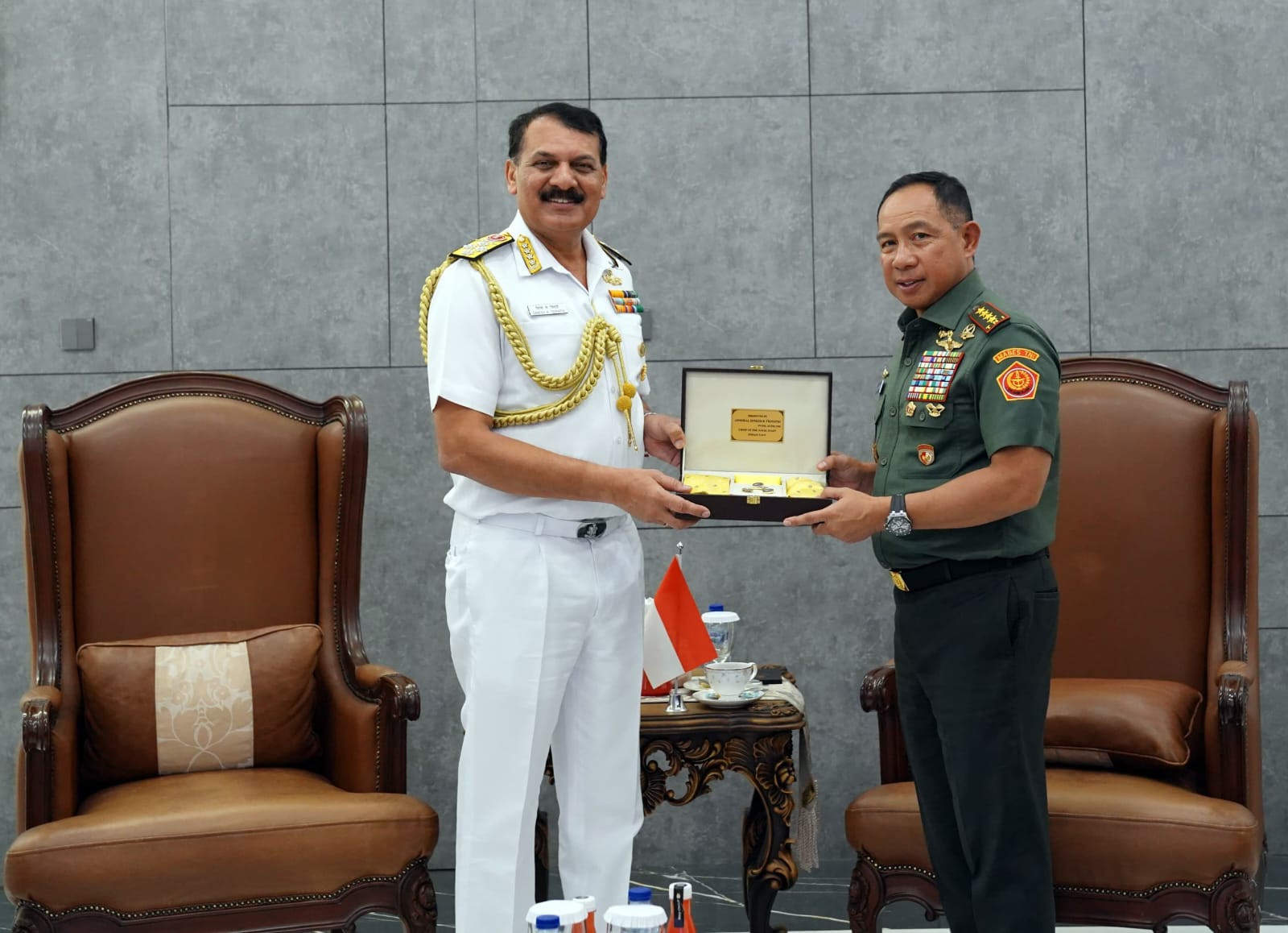 Panglima TNI Terima Kunjungan Kehormatan Kepala Staf Angkatan Laut India