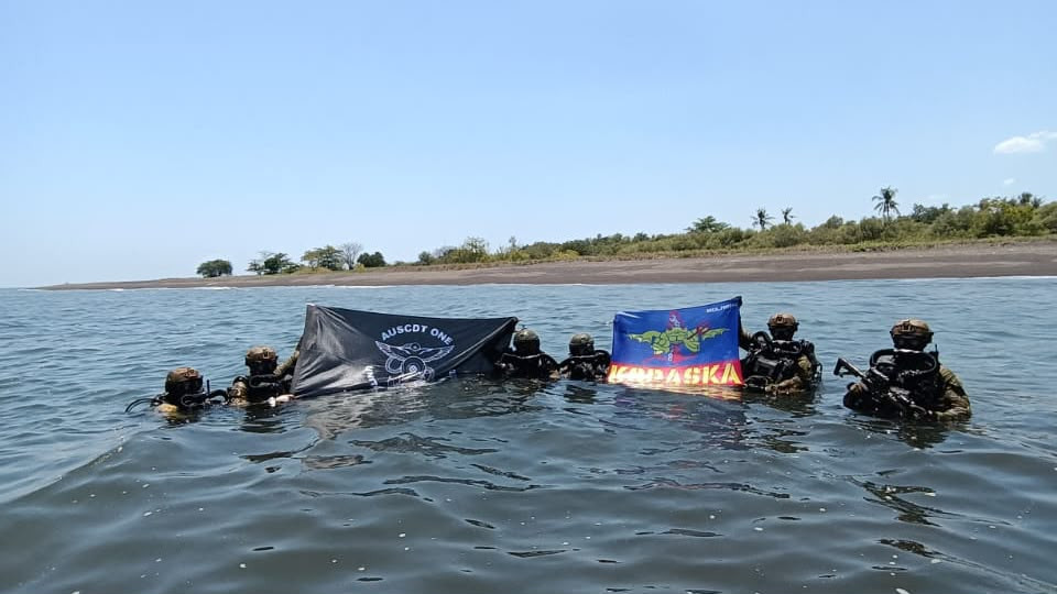 Tembus Kegelapan Bawah Laut, Kopaska Menyelam Bersama MTO ADF