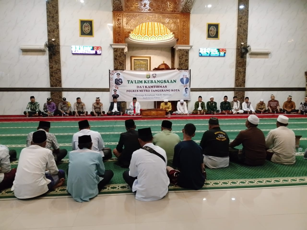 Da'i Kamtibmas Polres Metro Tangerang Kota Gelar Kegiatan Ta'lim Kebangsaan di Masjid Abu Dzar Algifari