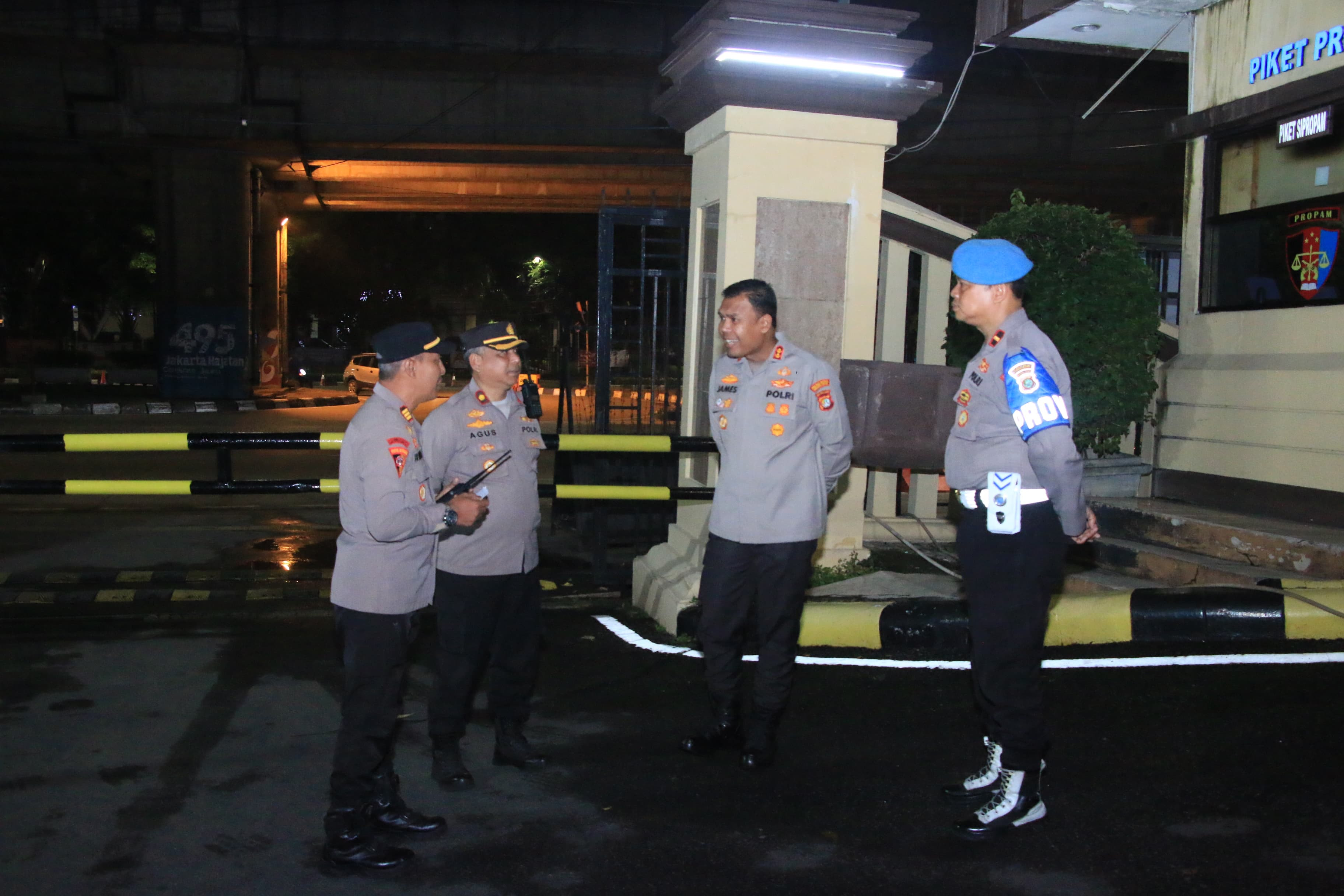 Wakapolres Metro Jakarta Utara Pimpin Apel KRYD, Tegaskan Kesiapsiagaan Hadapi Gangguan Kamtibmas