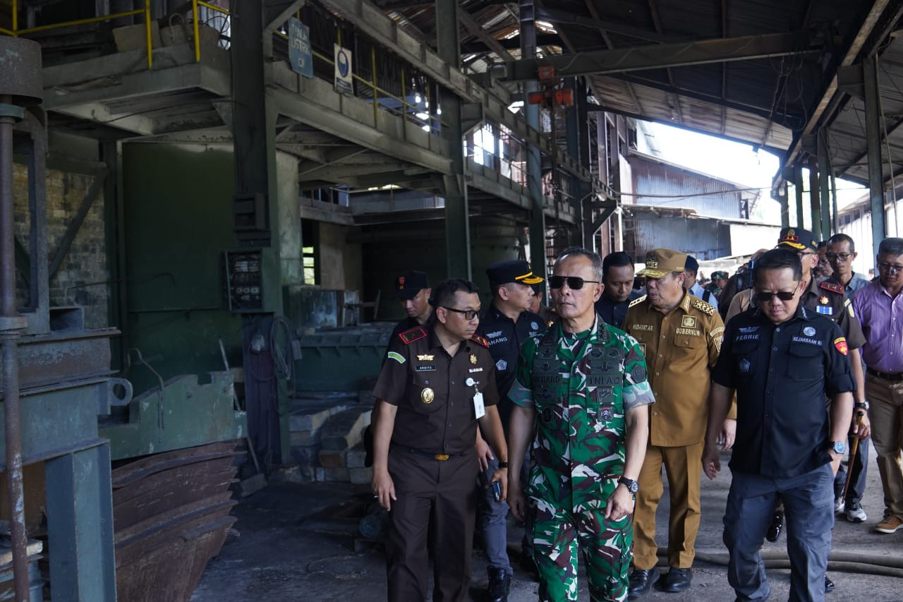 Kasum TNI Tinjau Penertiban Tambang Ilegal di Bangka Belitung