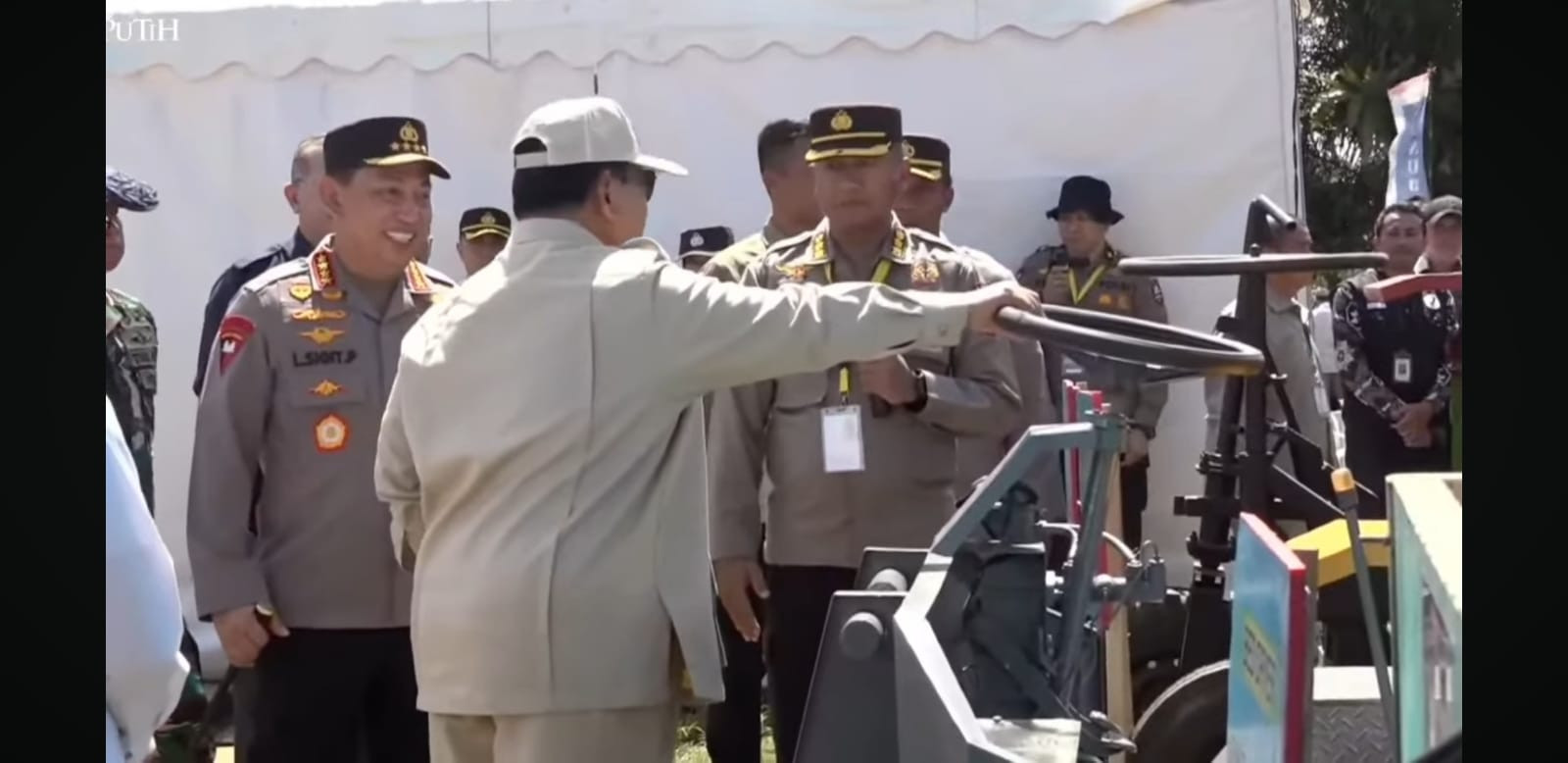 Panen Raya Serentak, Polri Ekspor Ribuan Ton Jagung dan Bangun 18 Gudang Penyimpanan