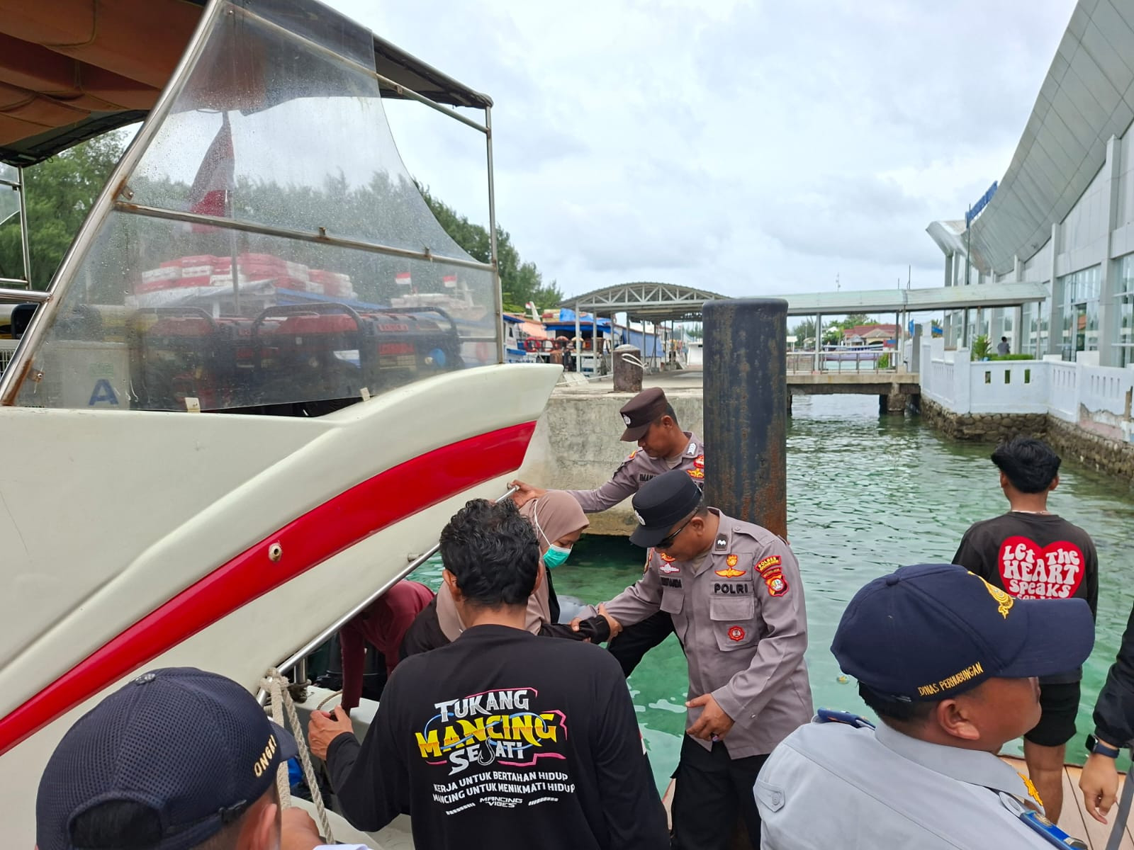 Strong Point Pagi Hari, Polres Kepulauan Seribu Amankan Dermaga Wisata dan Pulau Penduduk