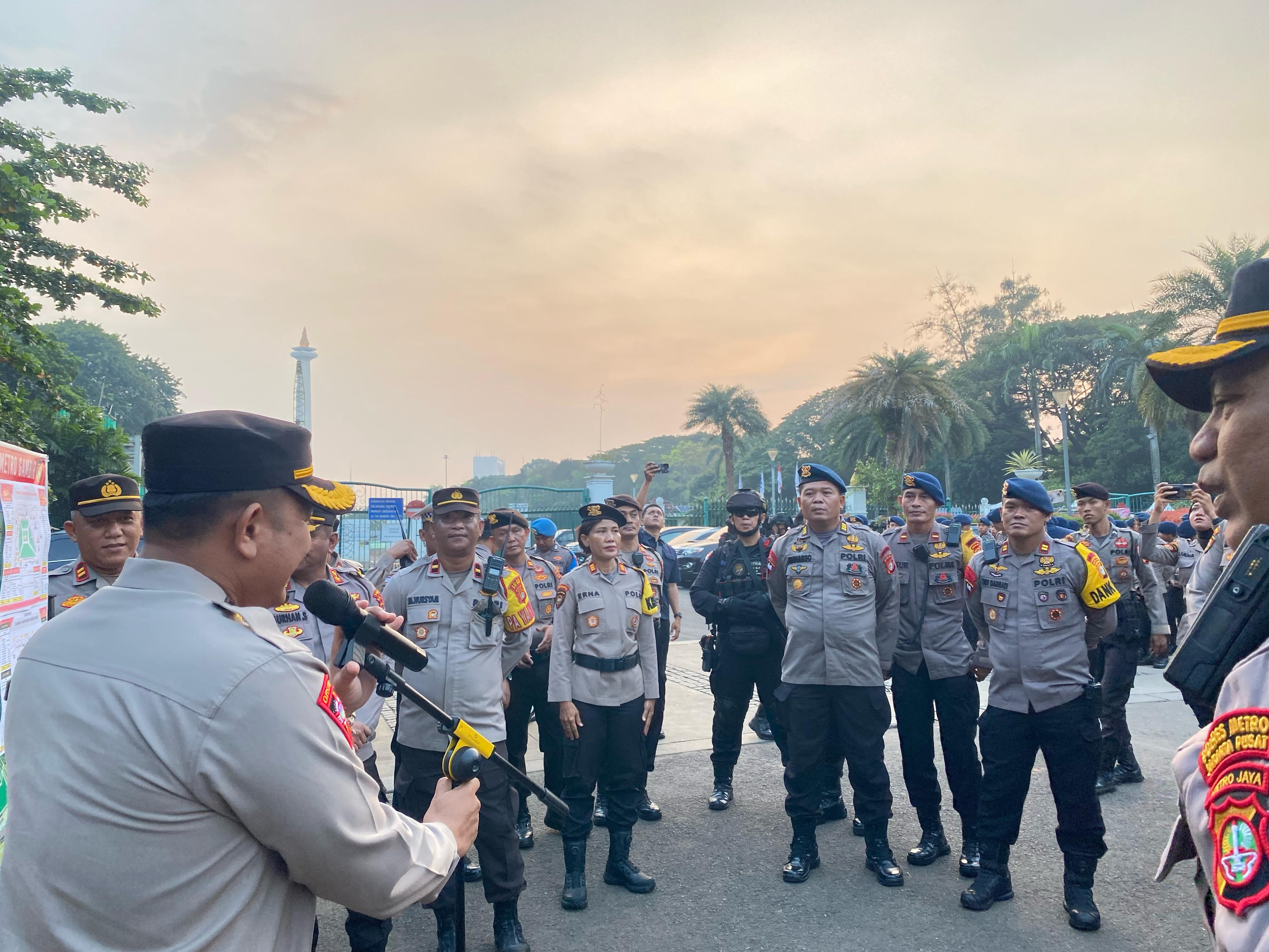 1.632 Personel Polisi Dikerahkan Amankan Aksi Ojol di Silang Selatan Monas