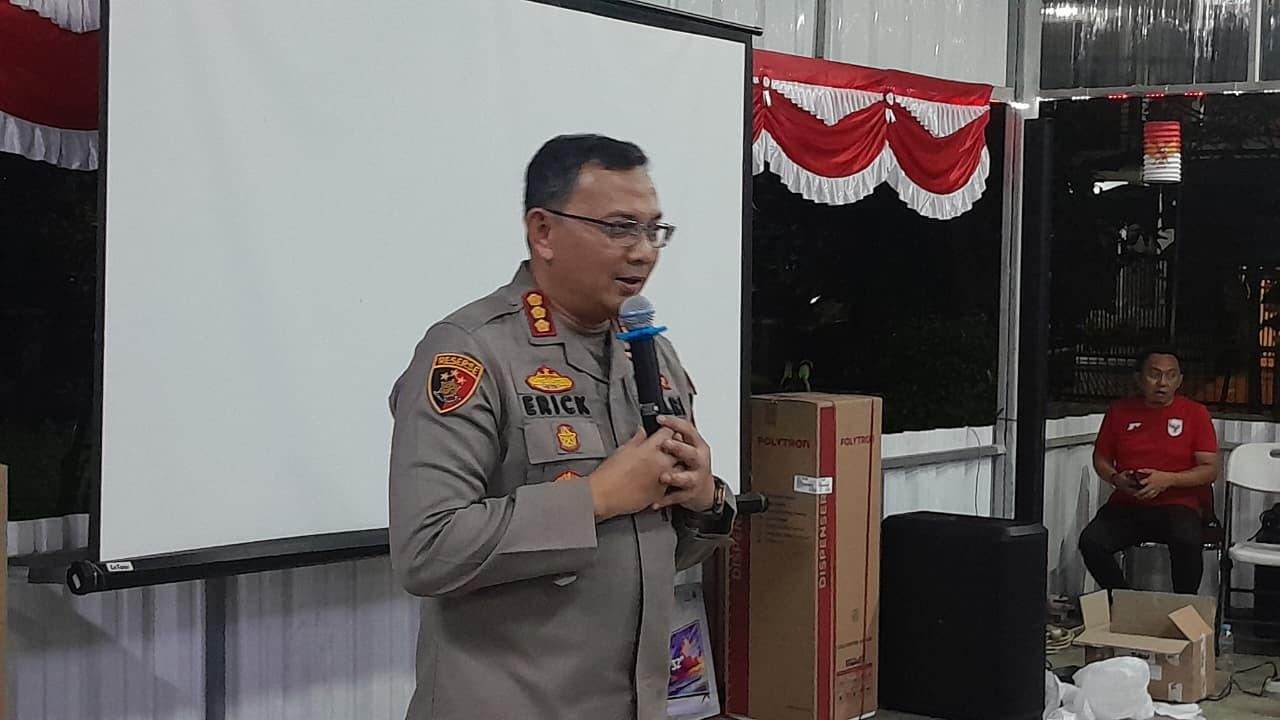 Kapolres Metro Jakut Bersama Forkopimko Nobar Bareng Final AFF U-23 di Taman Lele